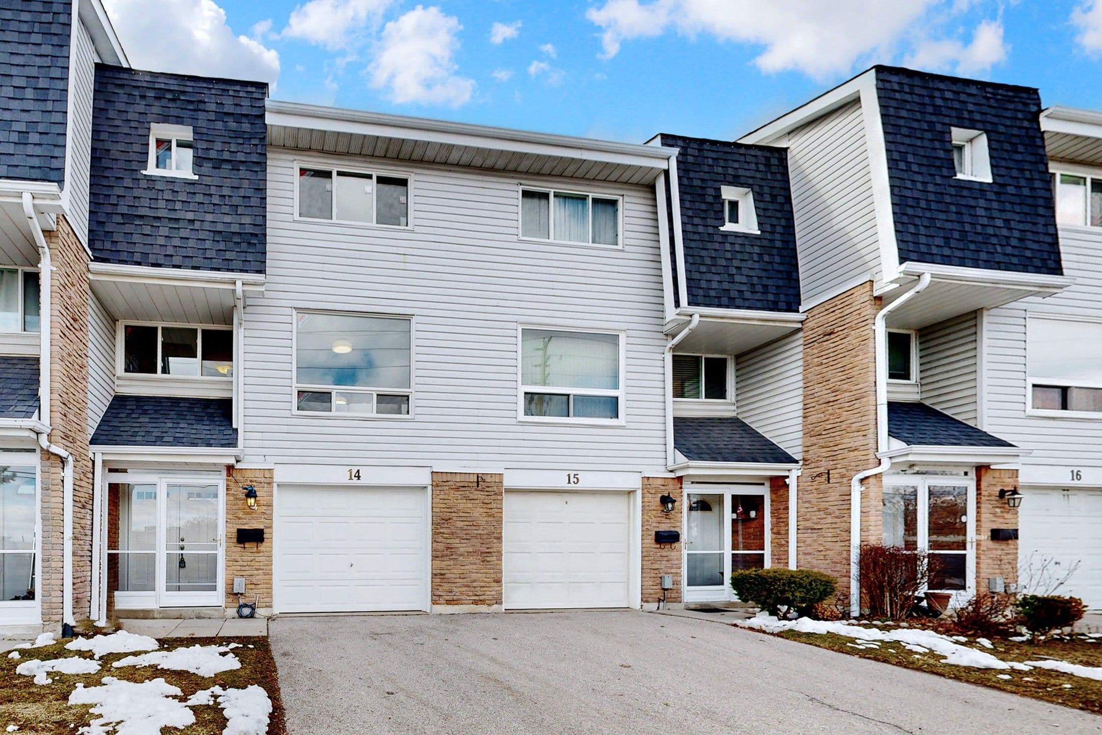 33 Celeste Drive 14, Toronto E10, ON M1E 2V2