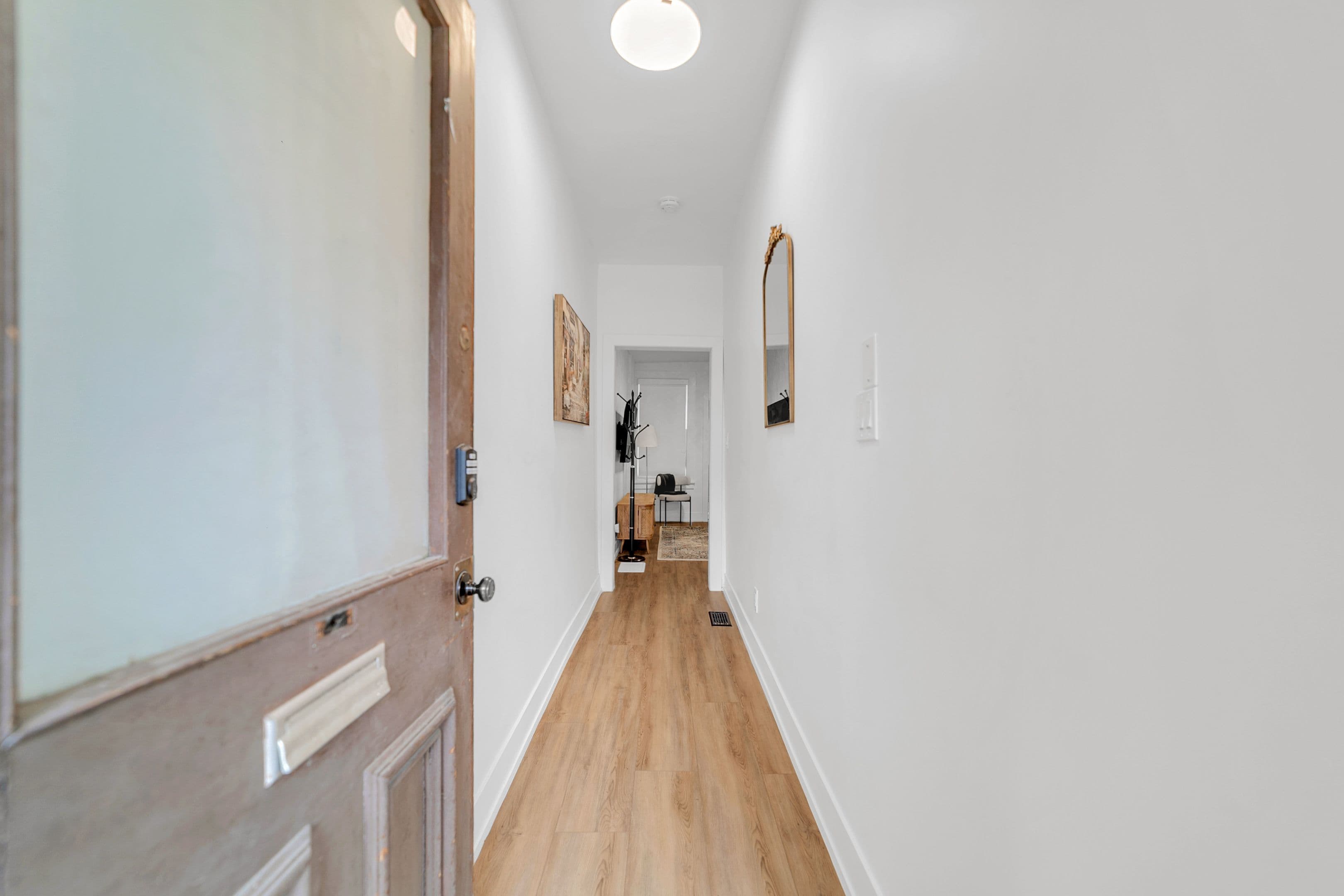 13 D'arcy Street, Toronto C01, ON M5T 1J8