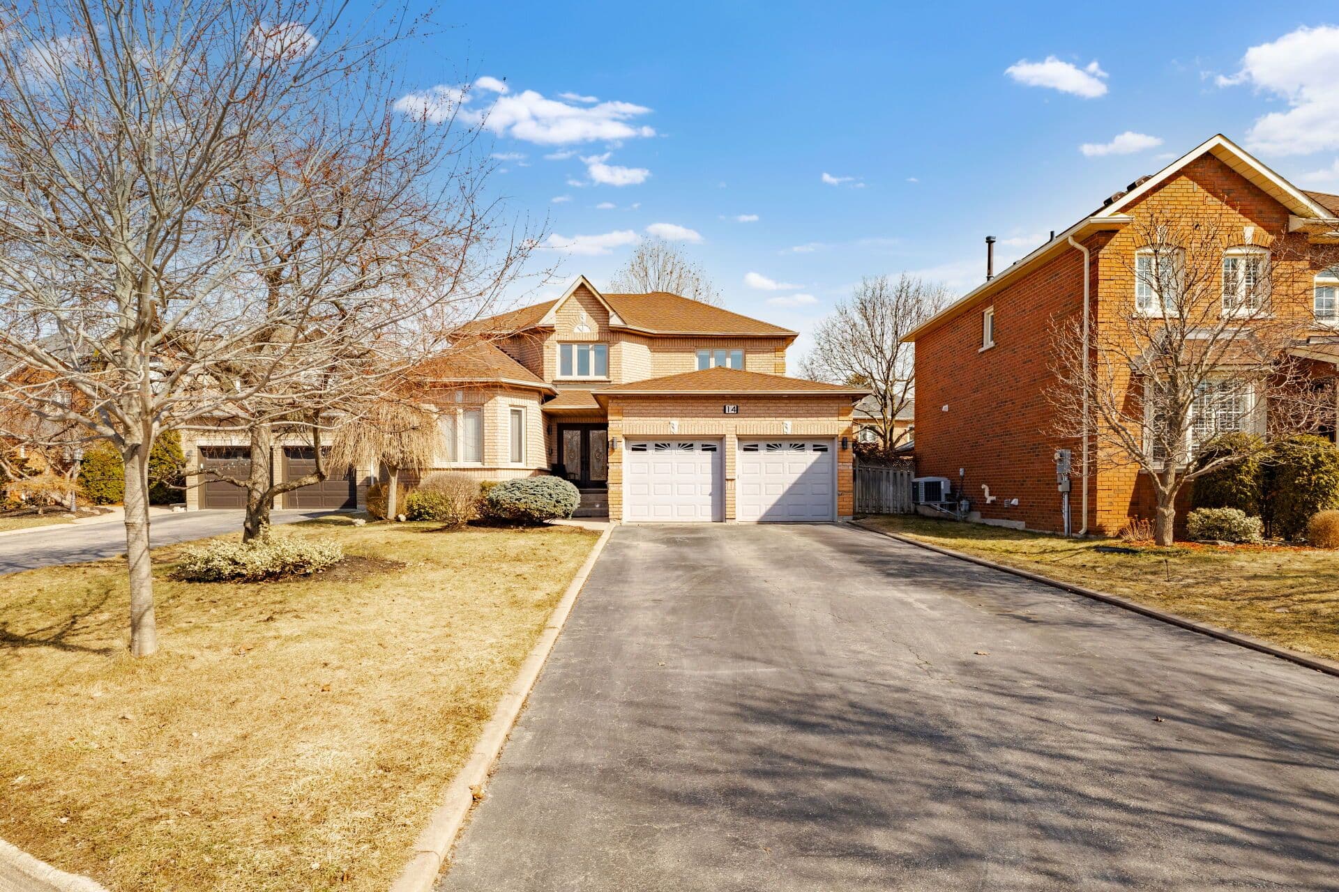 14 Samuel Crescent, Halton Hills, ON L7G 5J2