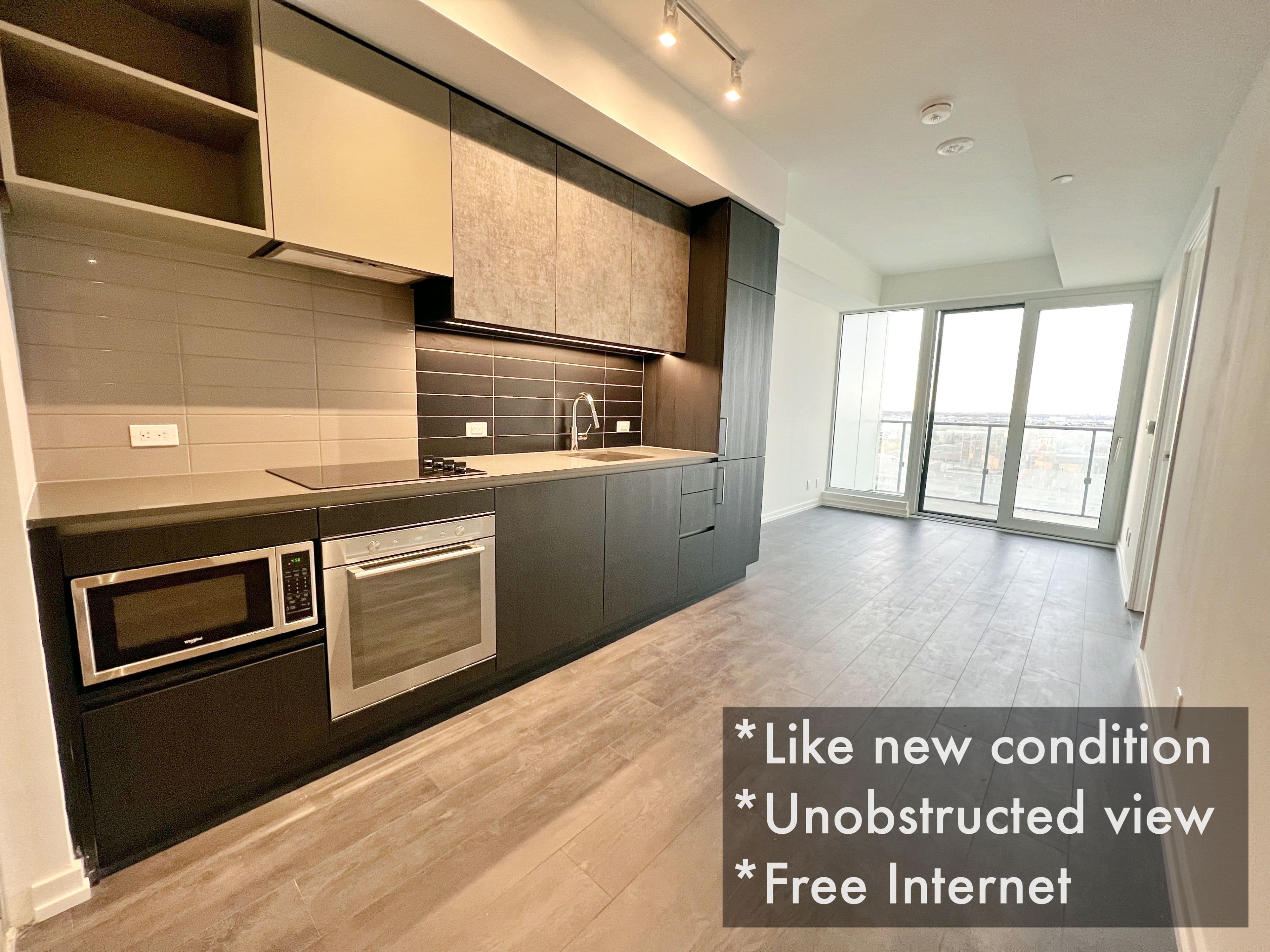 7890 Jane Street 1008, Vaughan, ON L4K 0K9