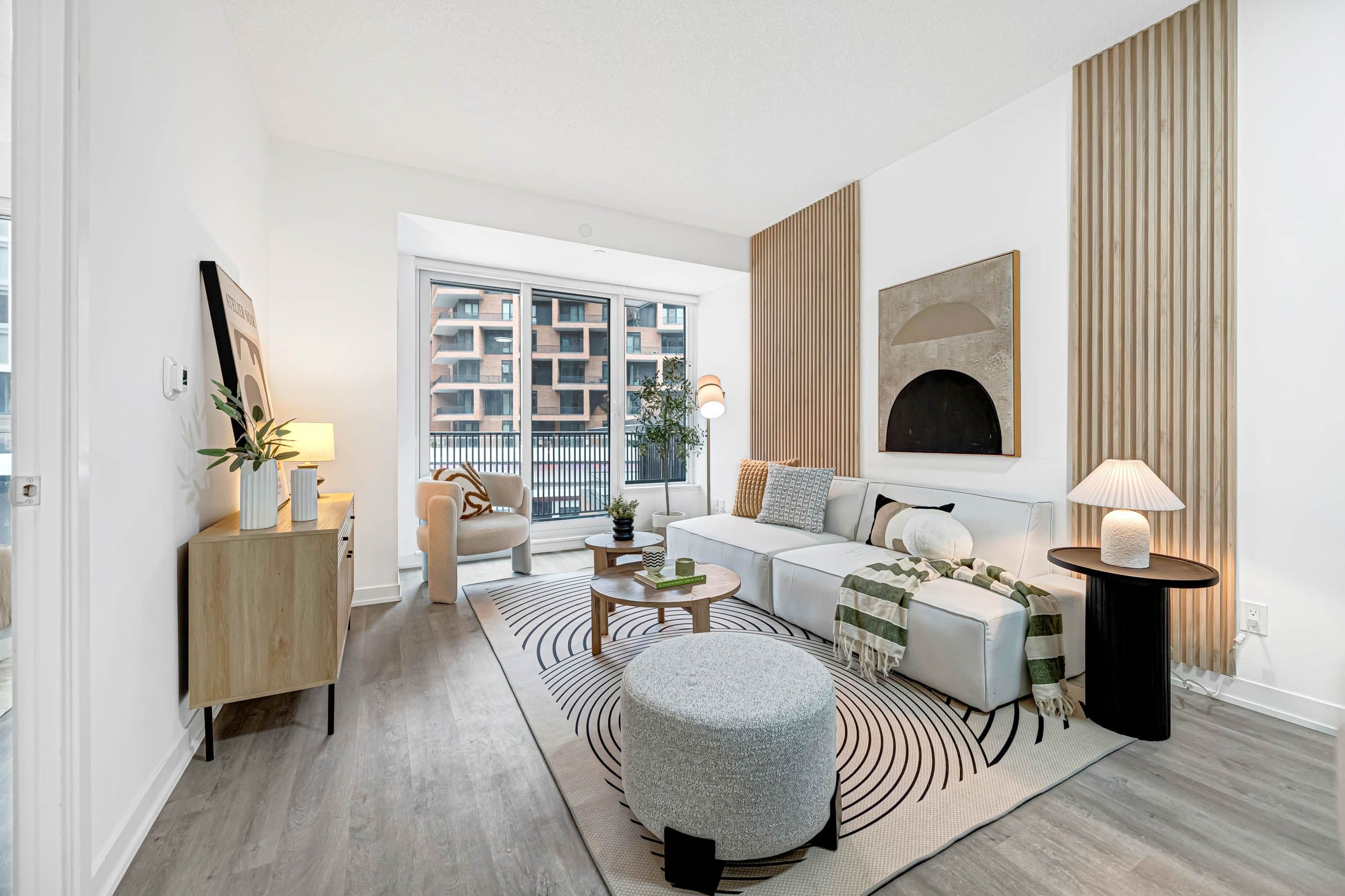 38 Simcoe Promenade 403C, Markham, ON L6G 0H7