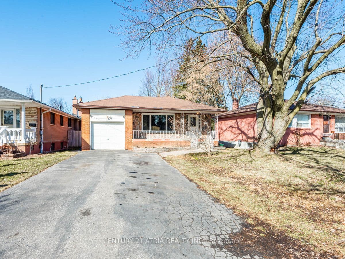 387 Crosby Avenue, Richmond Hill, ON L4C 2R8