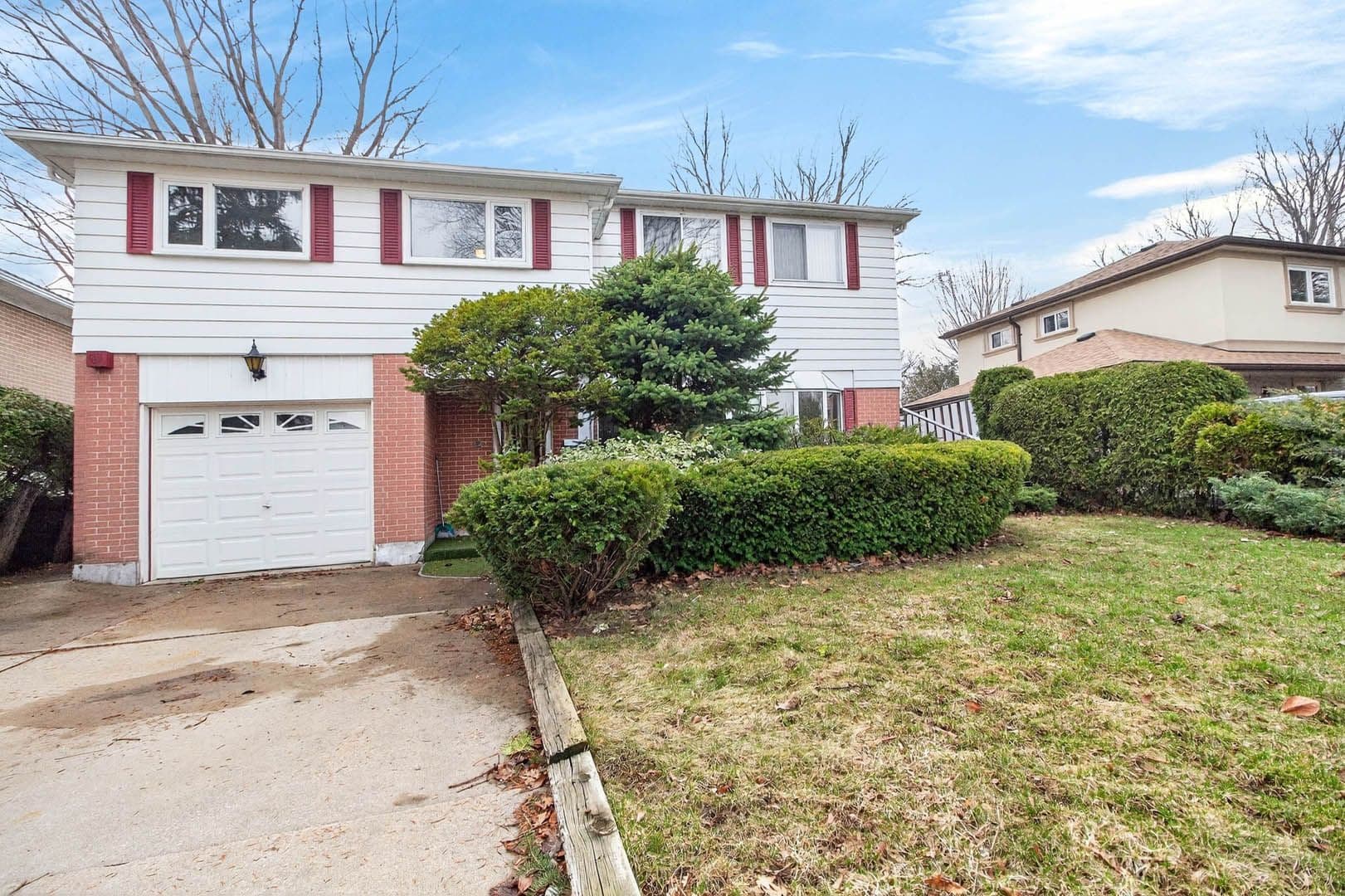 3626 Fieldgate Drive, Mississauga, ON L4X 2J7