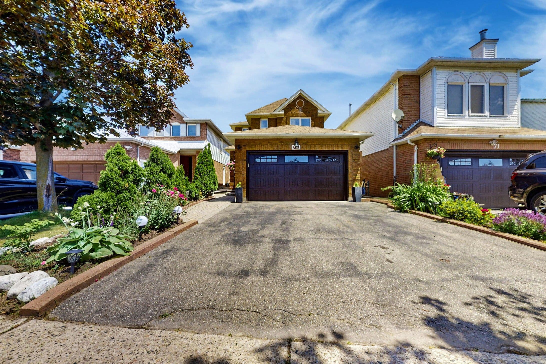 69 Wooliston Crescent, Brampton, ON L6Y 4J4