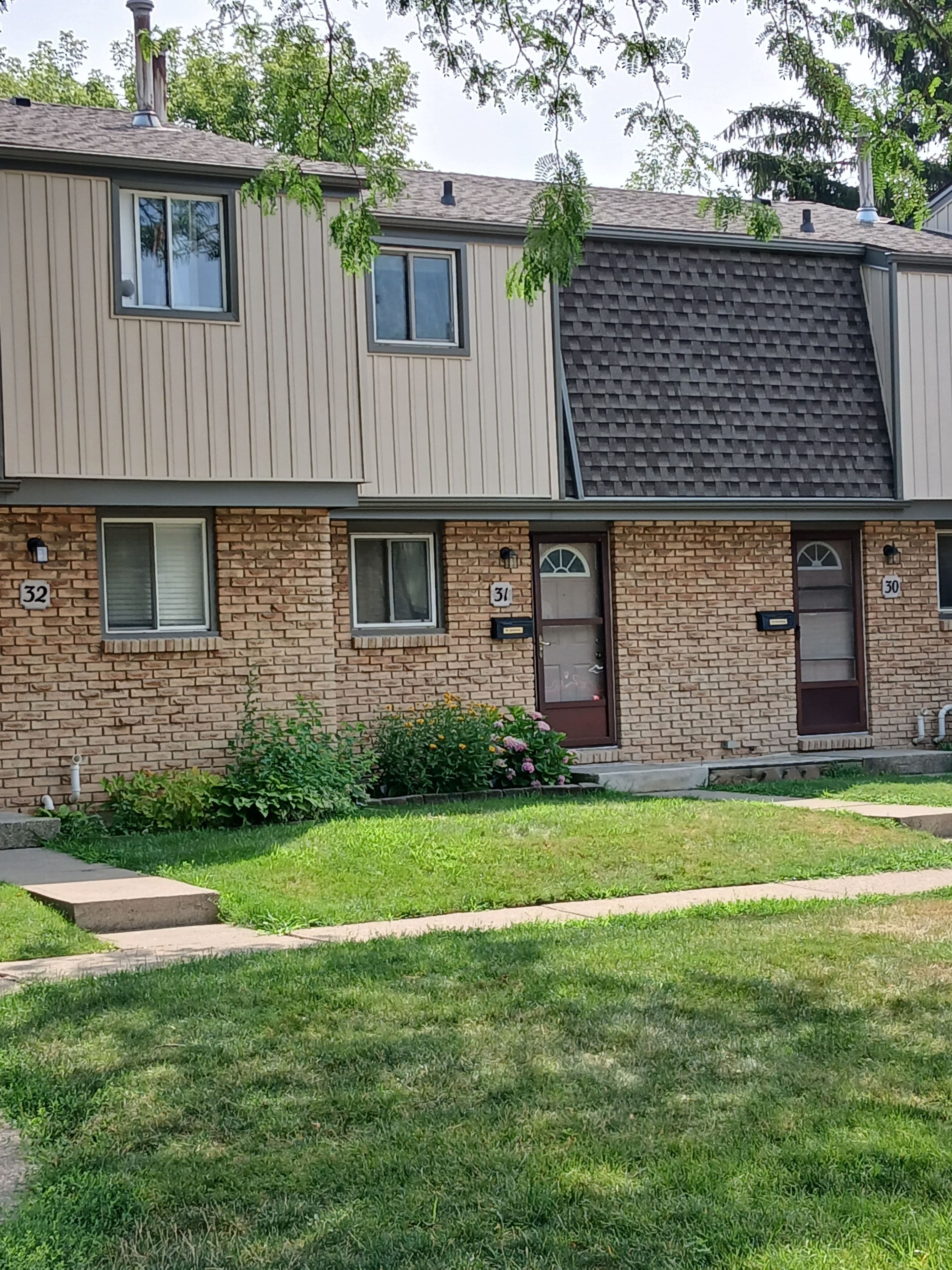 302 Vine Street 31, St. Catharines, ON L2M 7M6