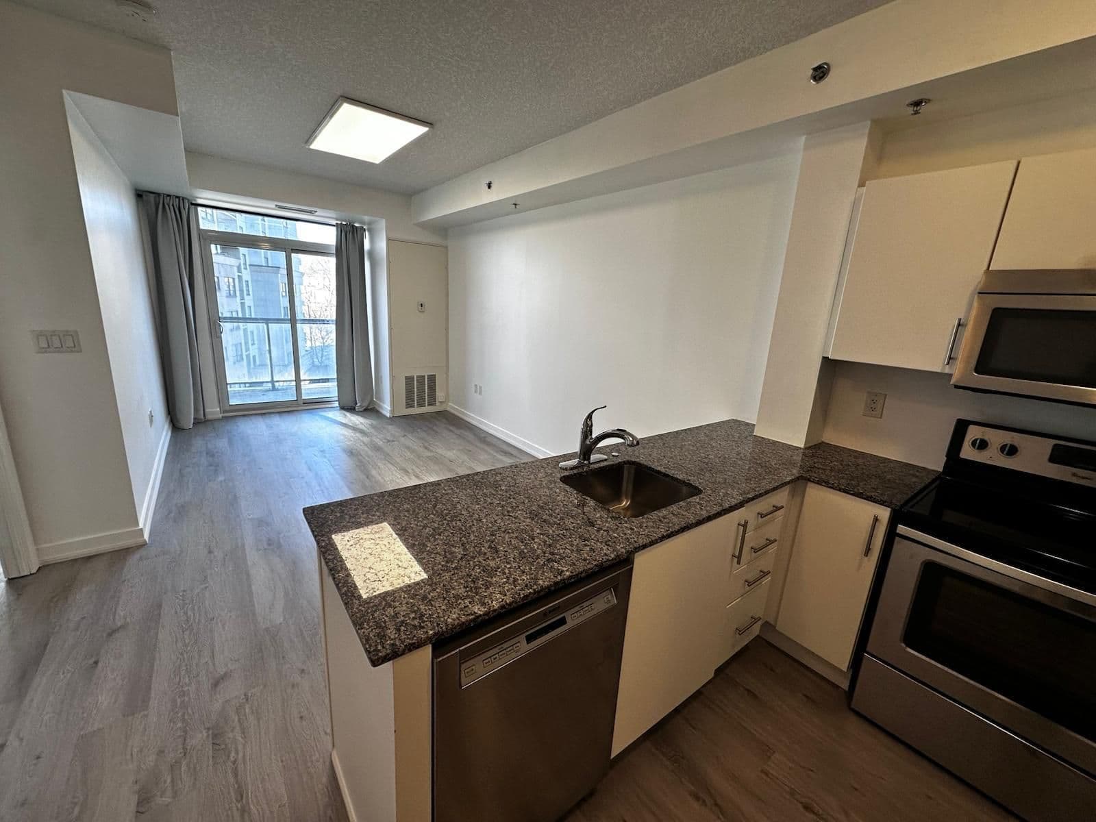 150 Water Street N 402, Cambridge, ON N1R 3B6