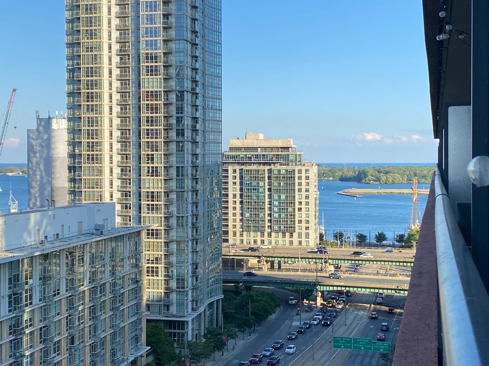 4 Spadina Avenue S 1508, Toronto C01, ON M5V 3Y9