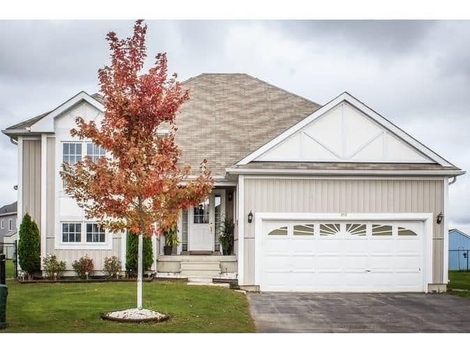 213 Country Lane, Clearview, ON L0M 1S0