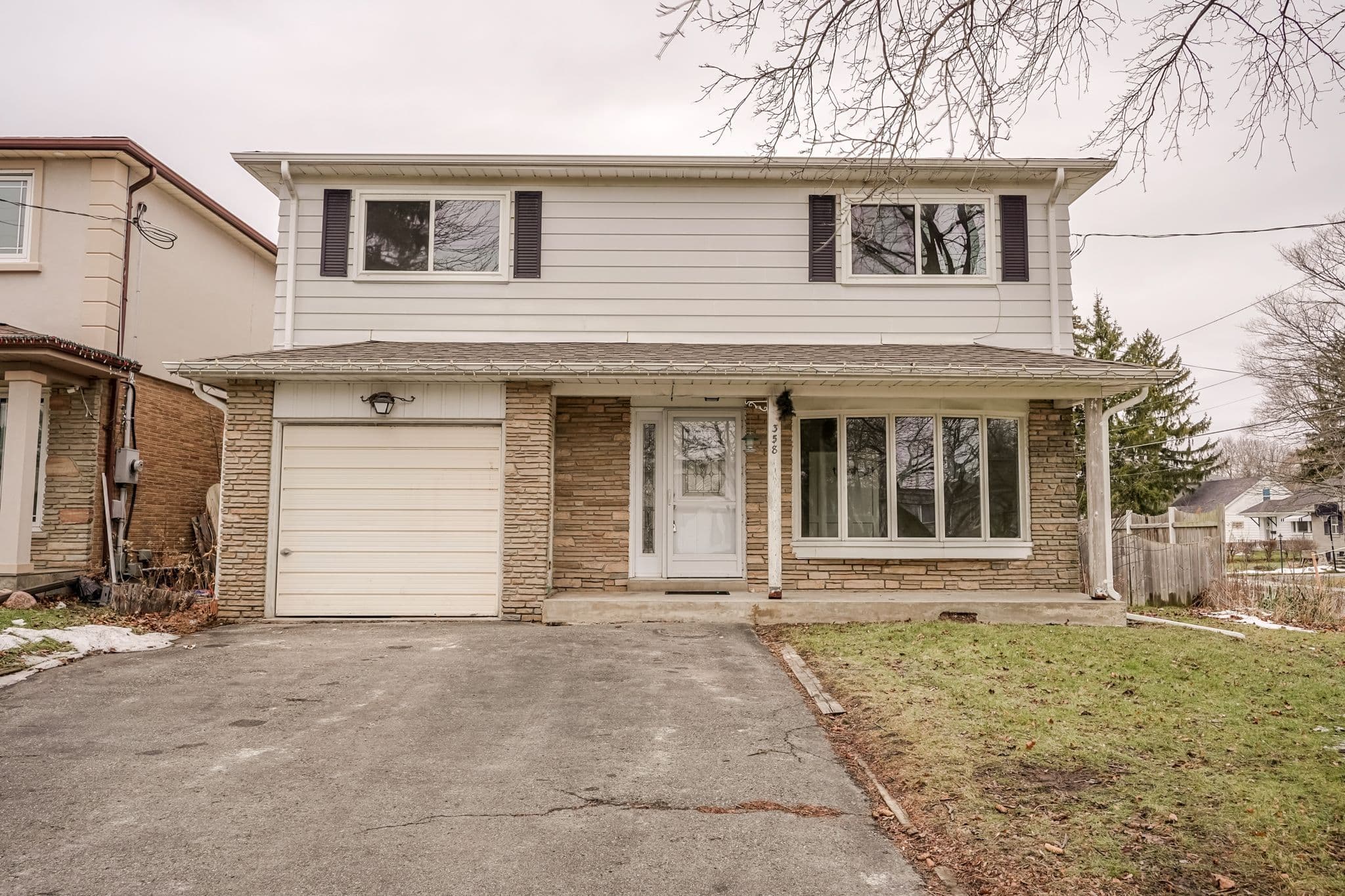 358 Lawson Road, Toronto E10, ON M1C 2J9