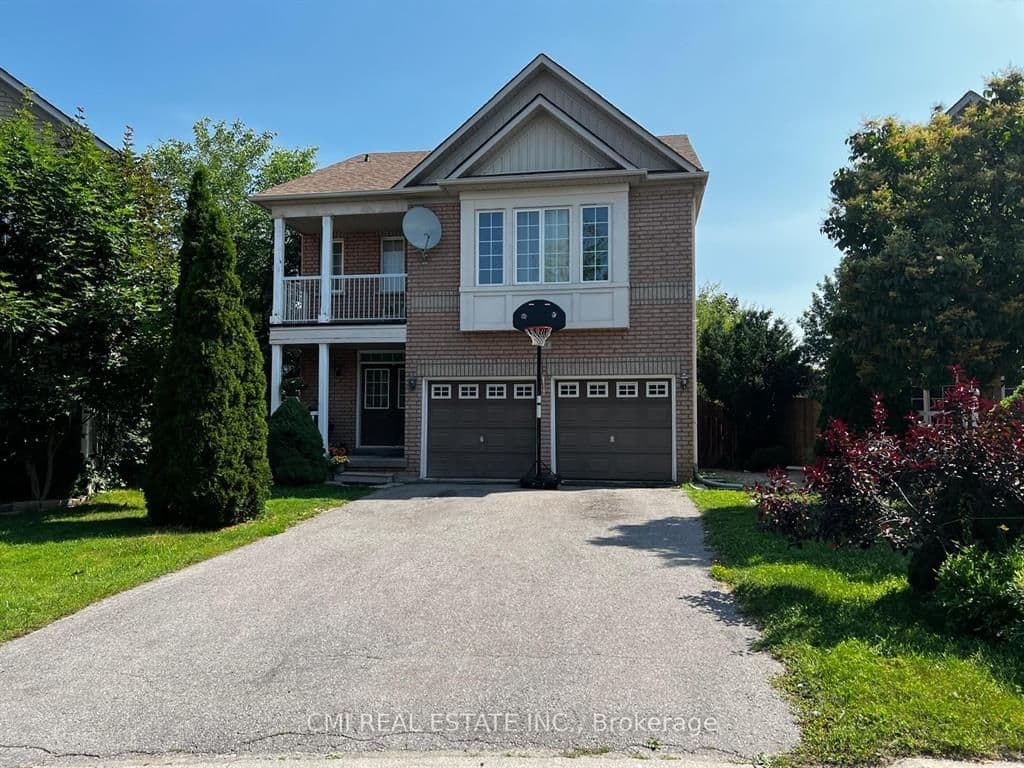 85 Watkins Glen Crescent, Aurora, ON L4G 7P4