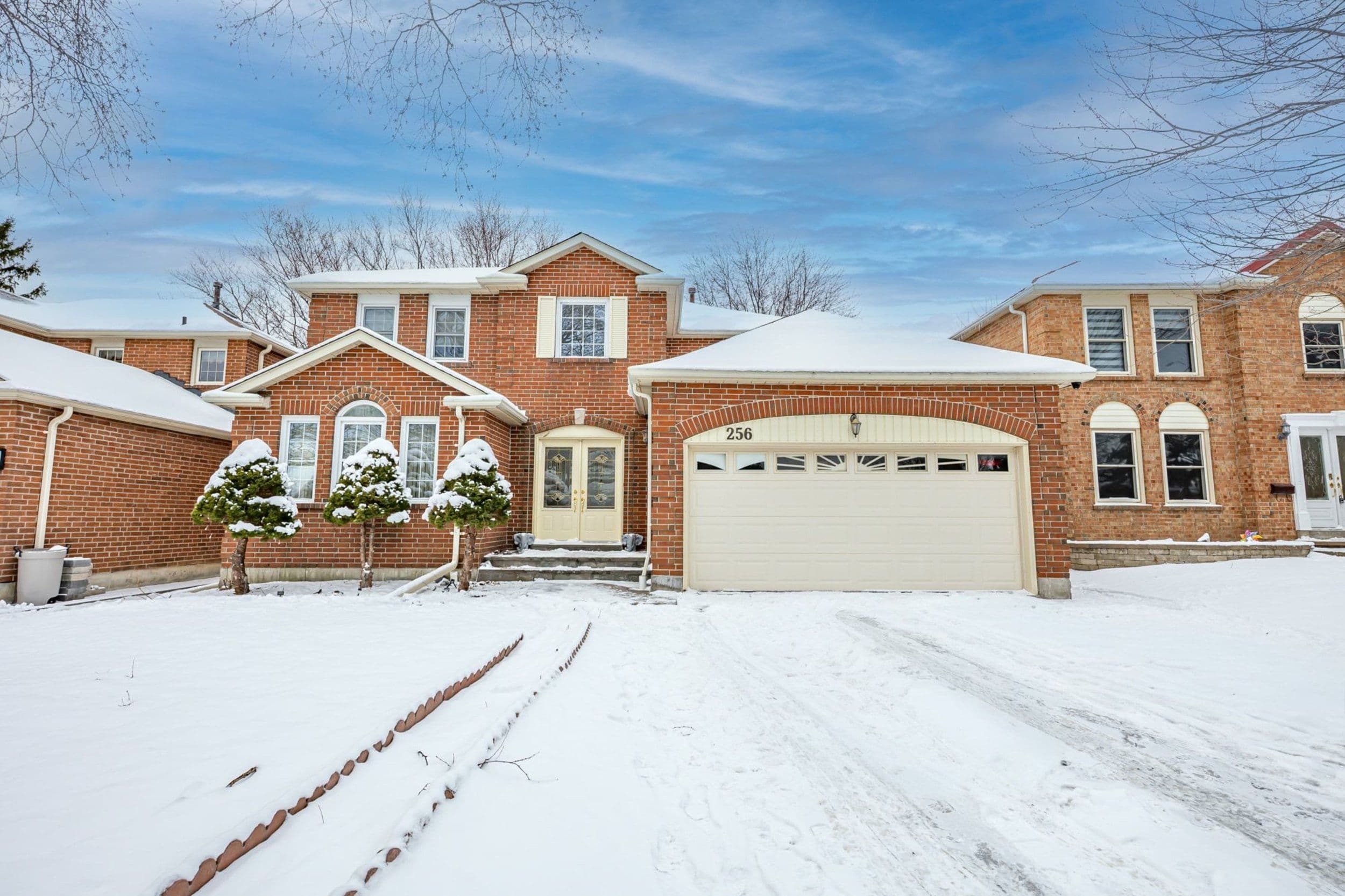 256 Centennial Road, Toronto E10, ON M1C 1Z9