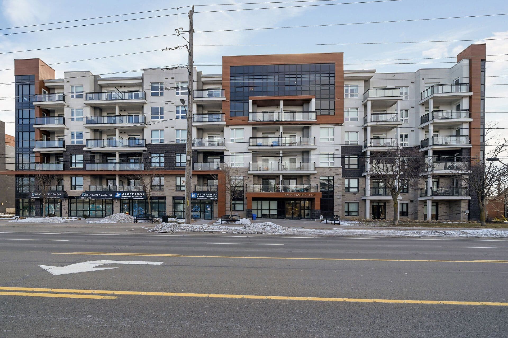 320 Plains Road E 603, Burlington, ON L7T 0C1