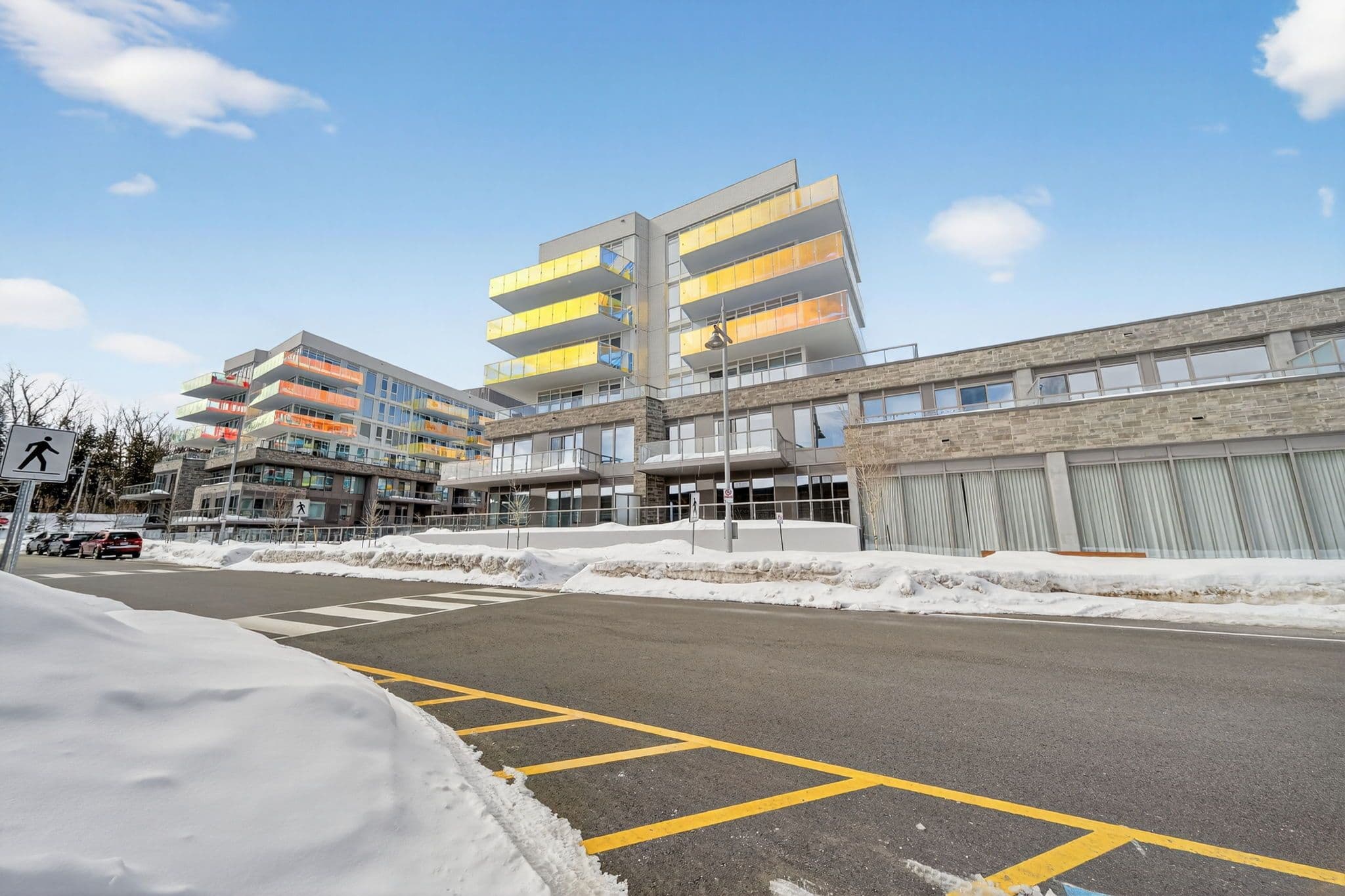 333 Sunseeker Avenue 131, Innisfil, ON L9S 0R9