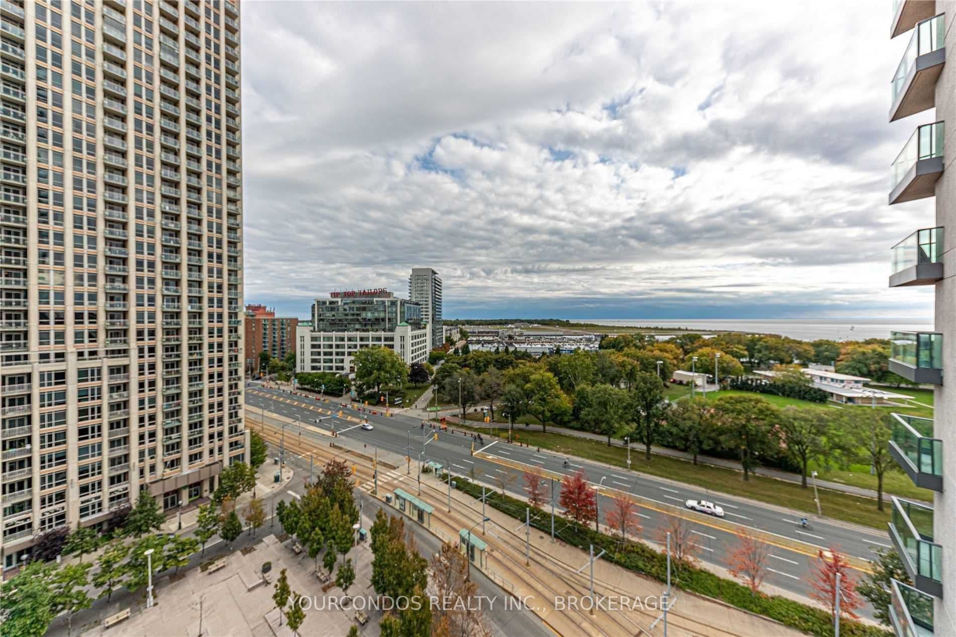 215 Fort York Boulevard 1203, Toronto C01, ON M5V 4A2