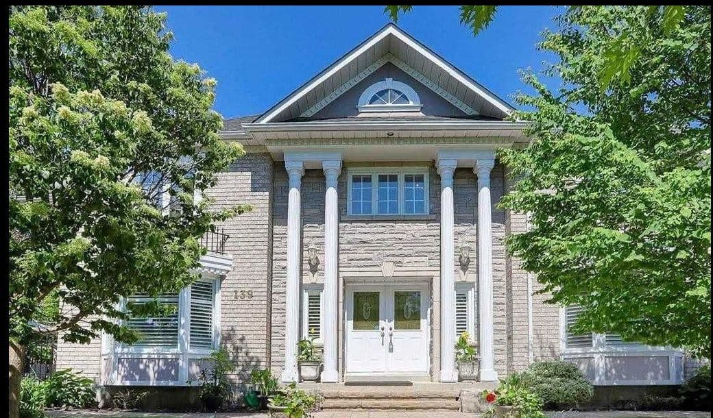 139 Elizabeth Street, Ajax, ON L1T 3Y5