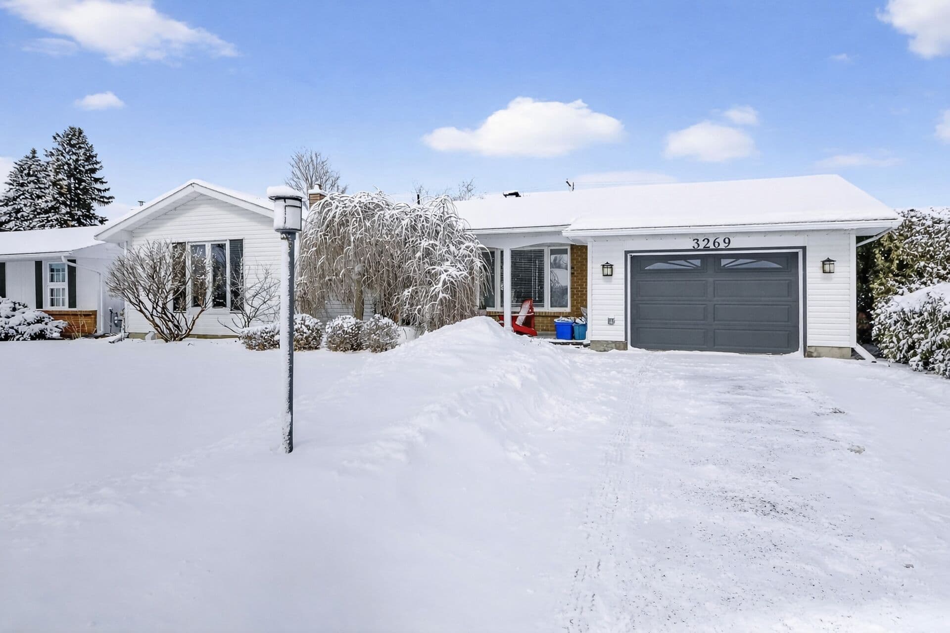 3269 CLEARWATER Crescent, Hunt Club - South Keys and Area, ON K1V 7S3