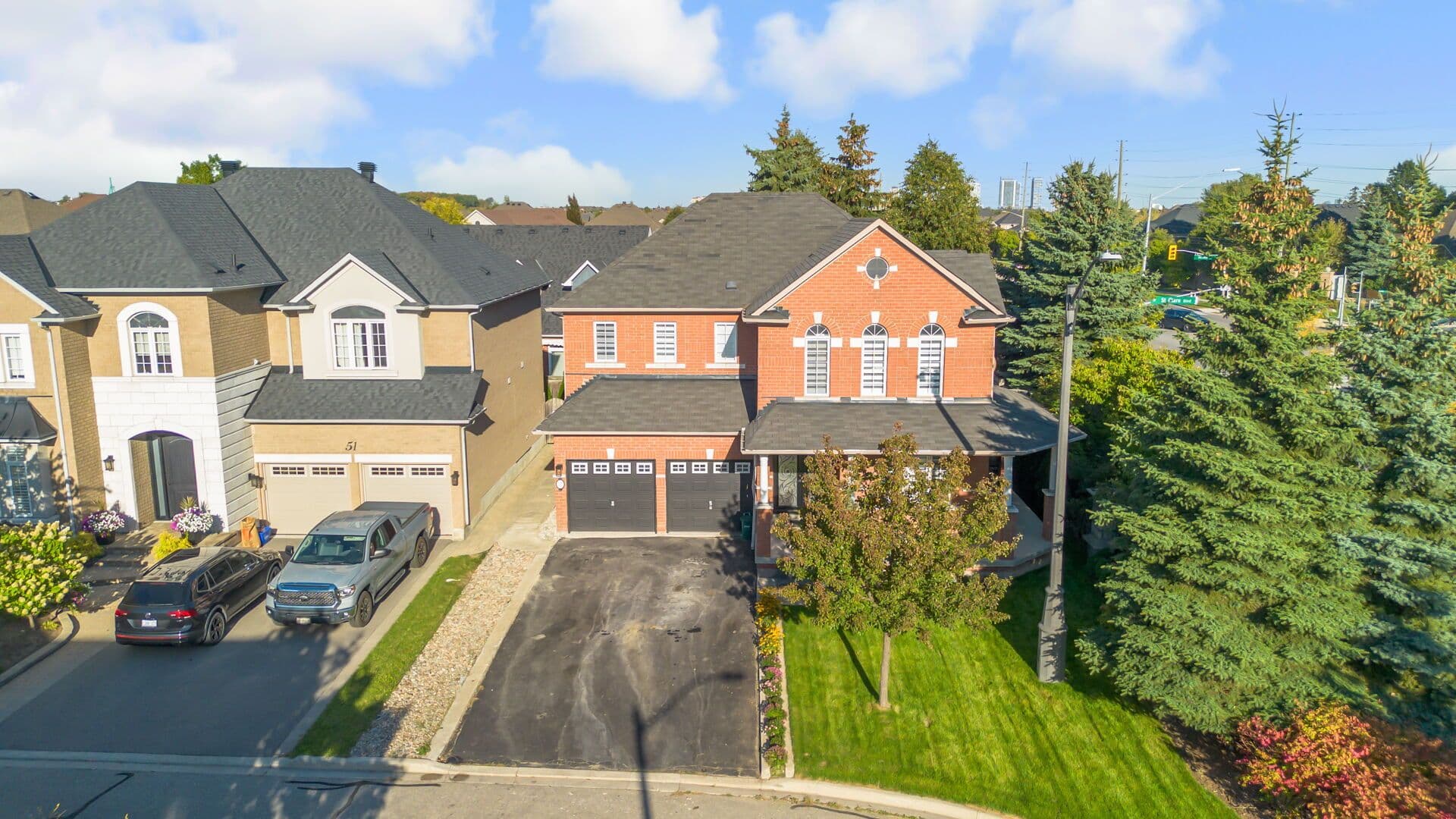 57 St Nicholas Crescent, Vaughan, ON L4H 3E5