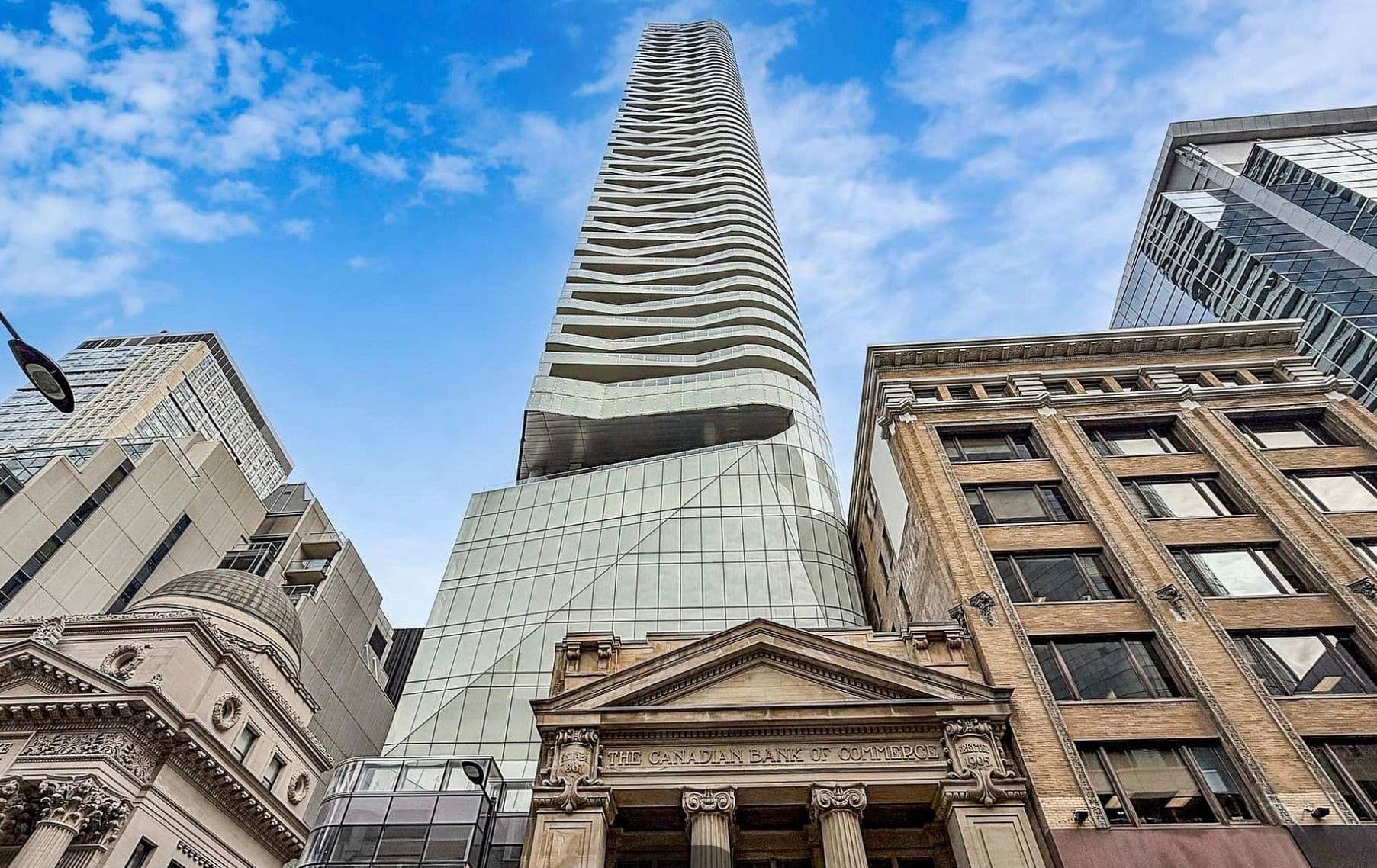 197 Yonge Street 2604, Toronto C08, ON M5B 1M4