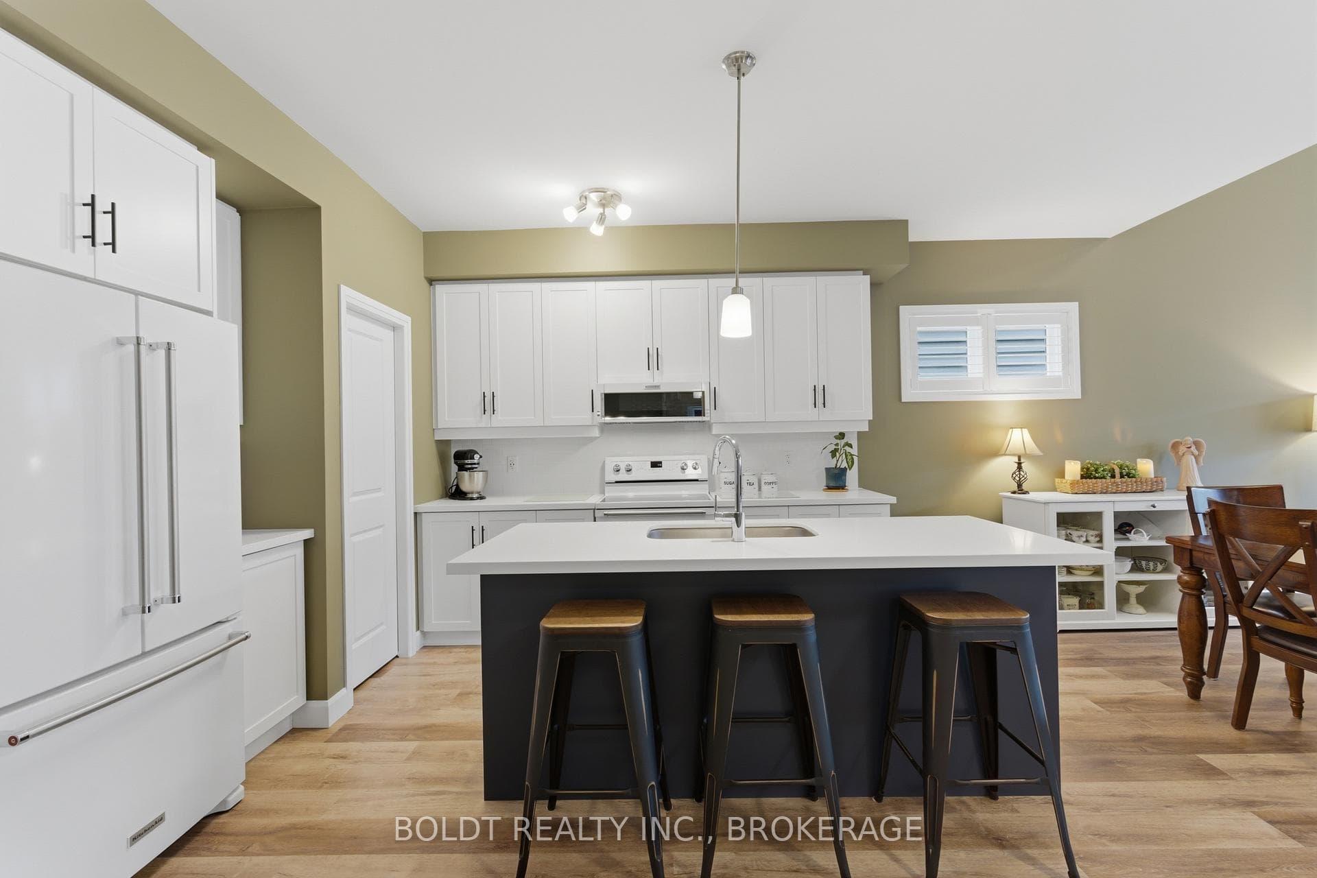 70 Beachwalk Crescent, Fort Erie, ON L0S 1B0