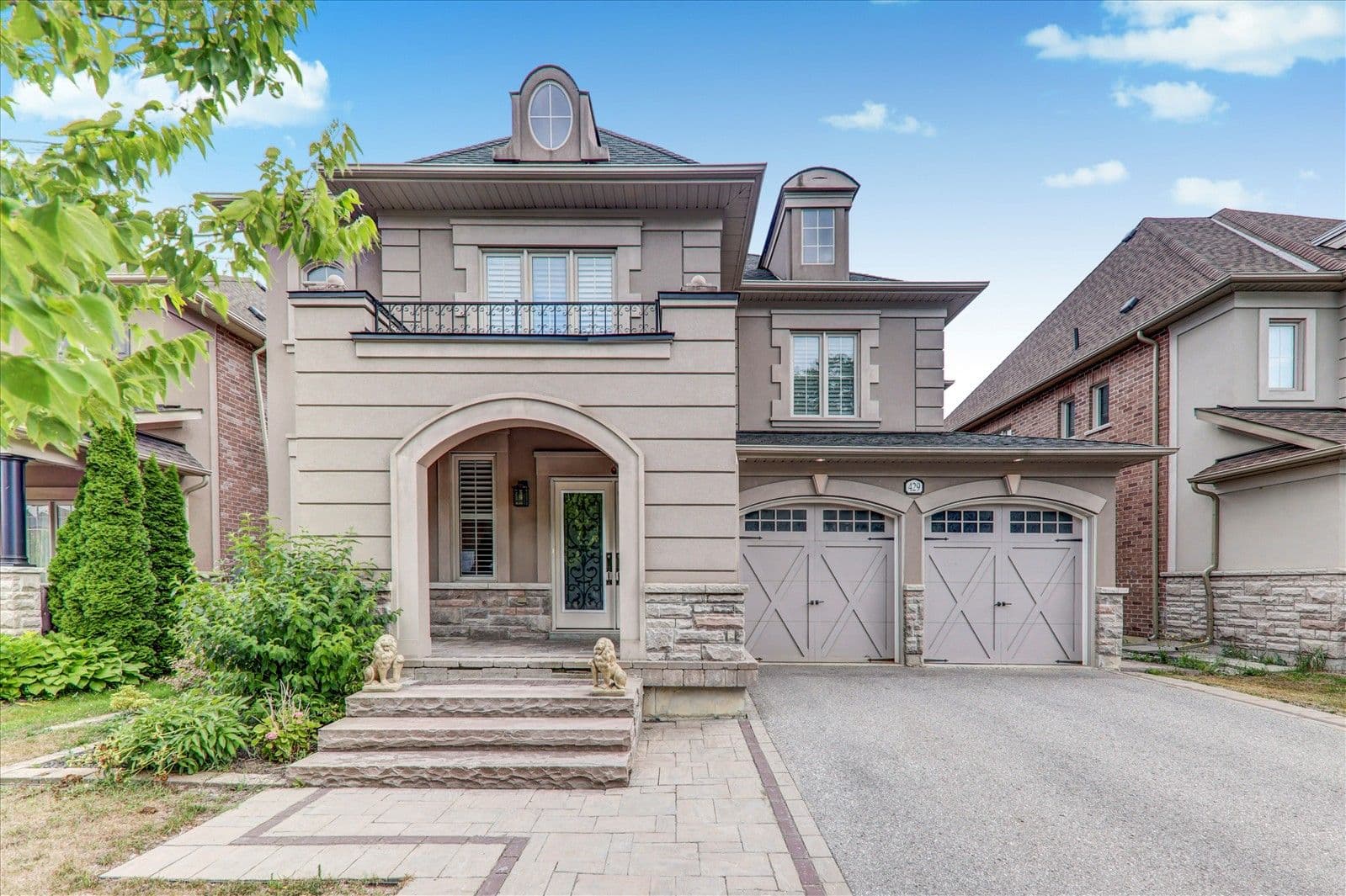 429 Staghorn Road, Pickering, ON L1W 2M8