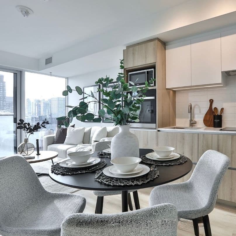 319 Jarvis Street S 1916, Toronto C08, ON M5B 0C8