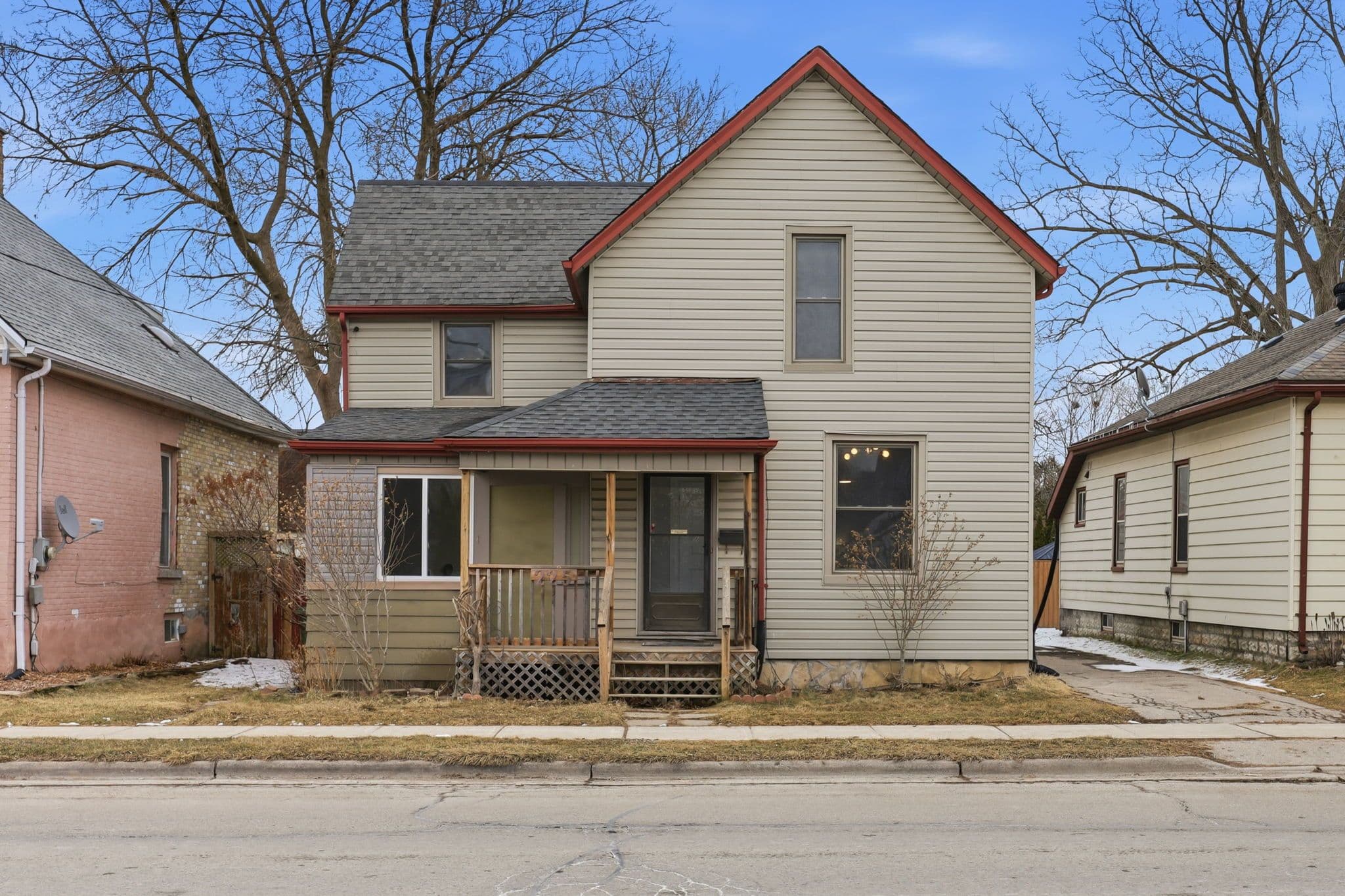 225 Ross Street, St. Thomas, ON N5R 3Y5