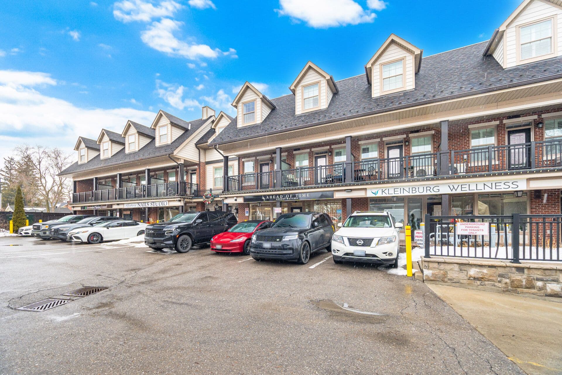 10425 Islington Avenue 104, Vaughan, ON L0J 1C0