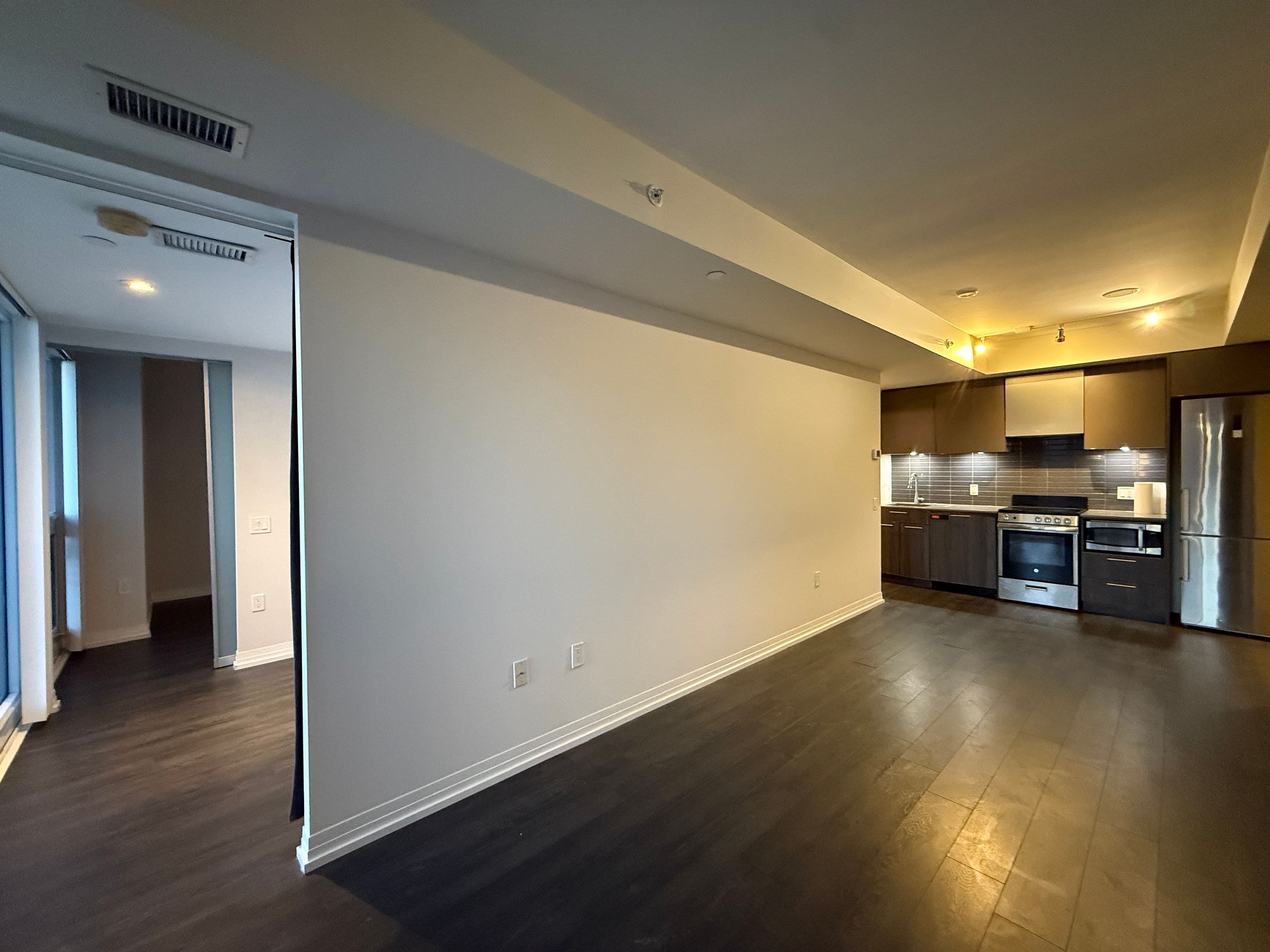 251 Jarvis Street 2210, Toronto C08, ON M5B 0C3