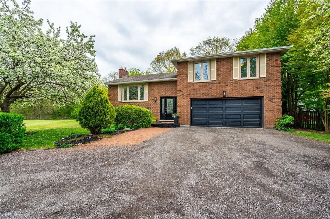 152 7th Concession Road E, Hamilton, ON L0R 1V0