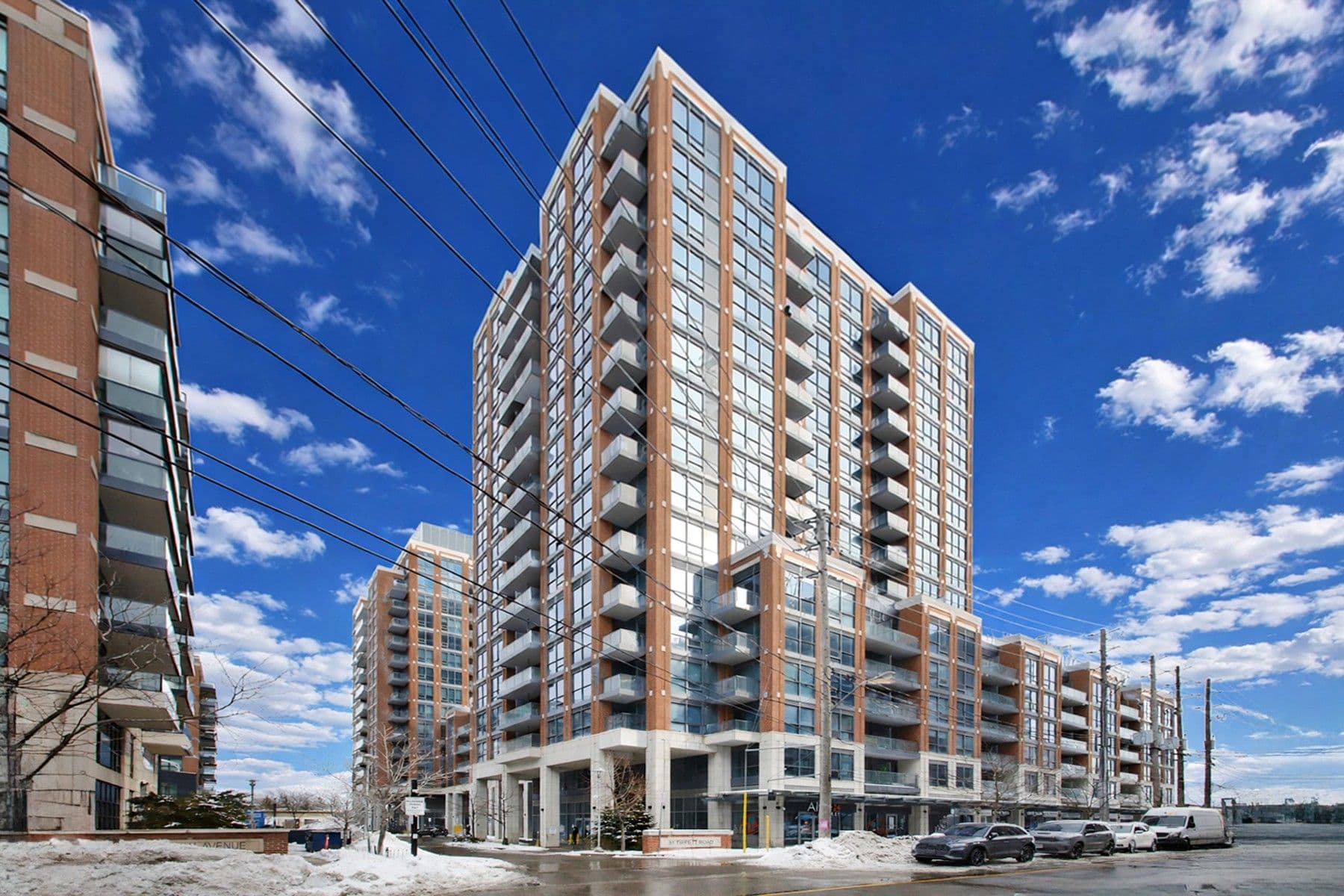 31 Tippett Road 1421, Toronto C06, ON M3H 0C8