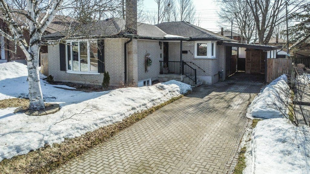 953 Oriole Drive, Peterborough, ON K9H 6K6