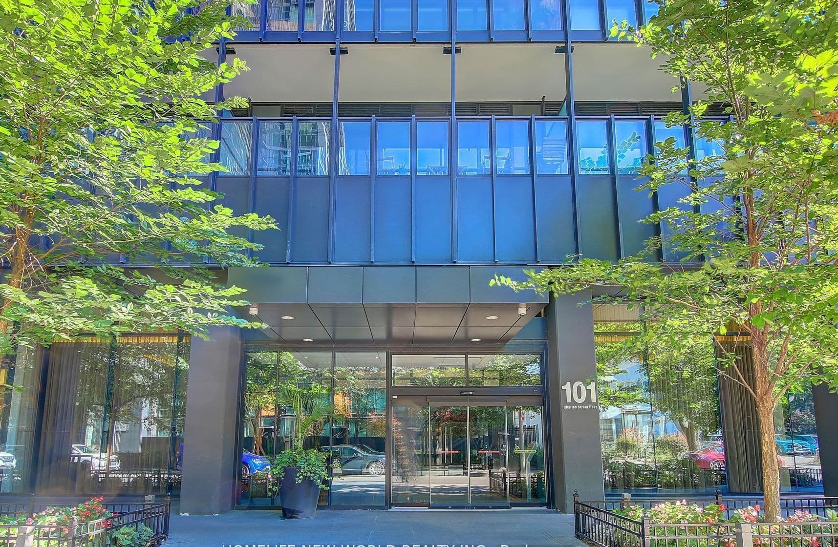 101 Charles Street E 3310, Toronto C08, ON M4Y 0A9