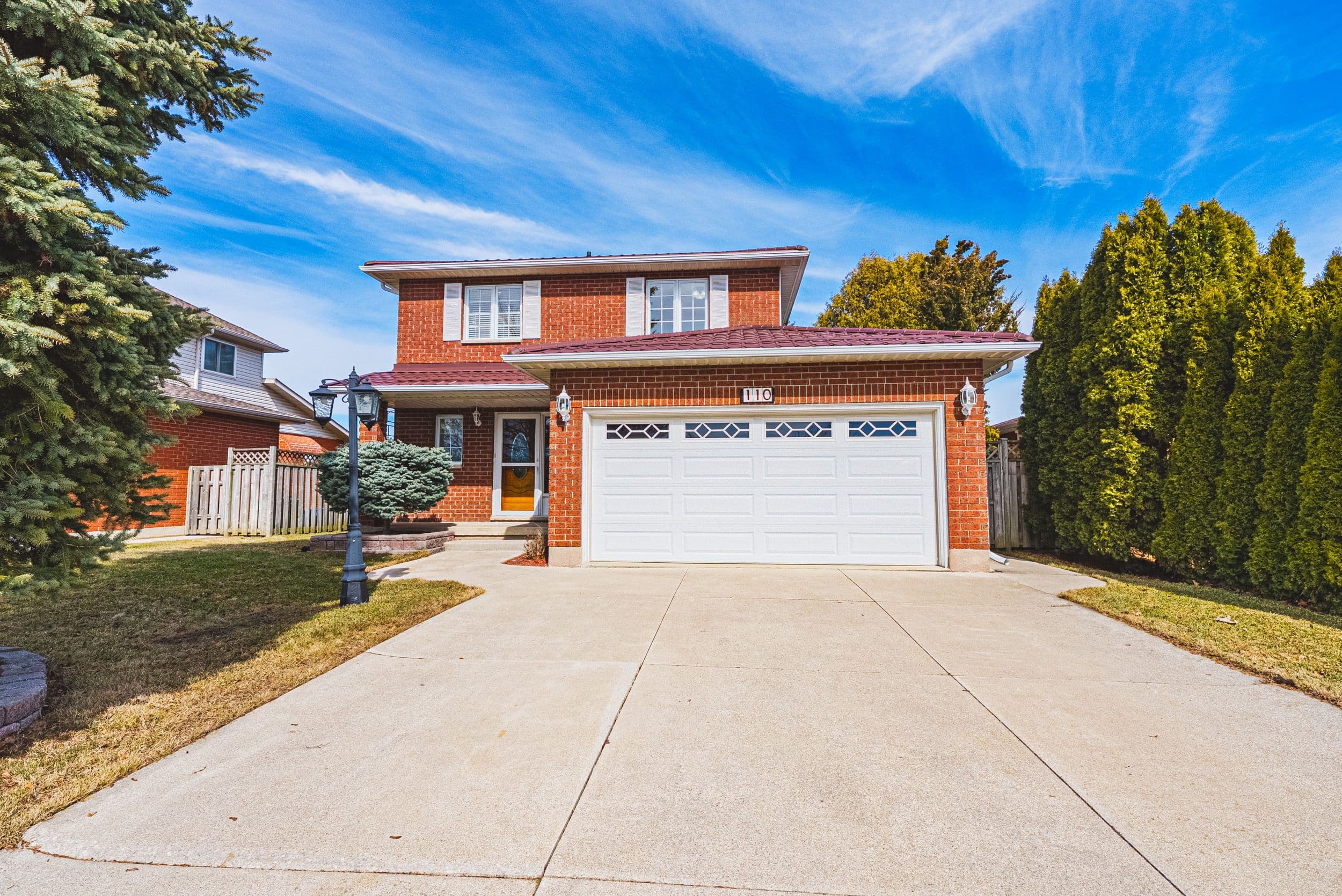 110 Highbury Drive, Hamilton, ON L8J 3P4