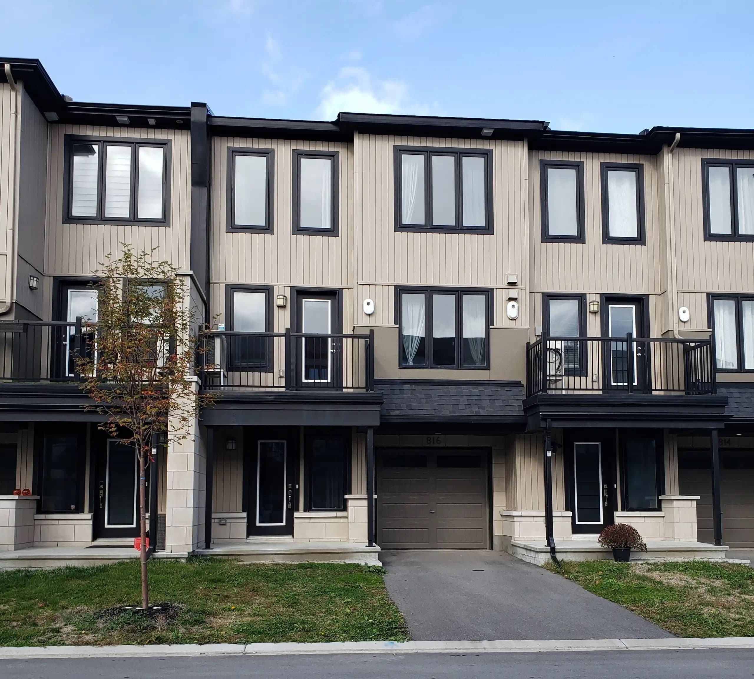 816 ELEMENT Private, Kanata, ON K2M 0M8