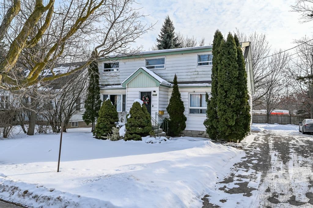 2657 Binbrook Road 2, Hamilton, ON L0R 1C0