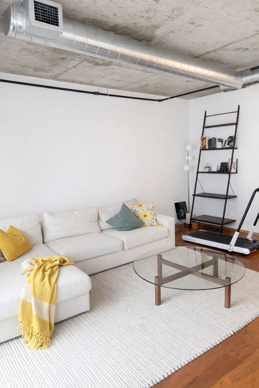 51 Trolley Crescent 909, Toronto C08, ON M5A 0E9