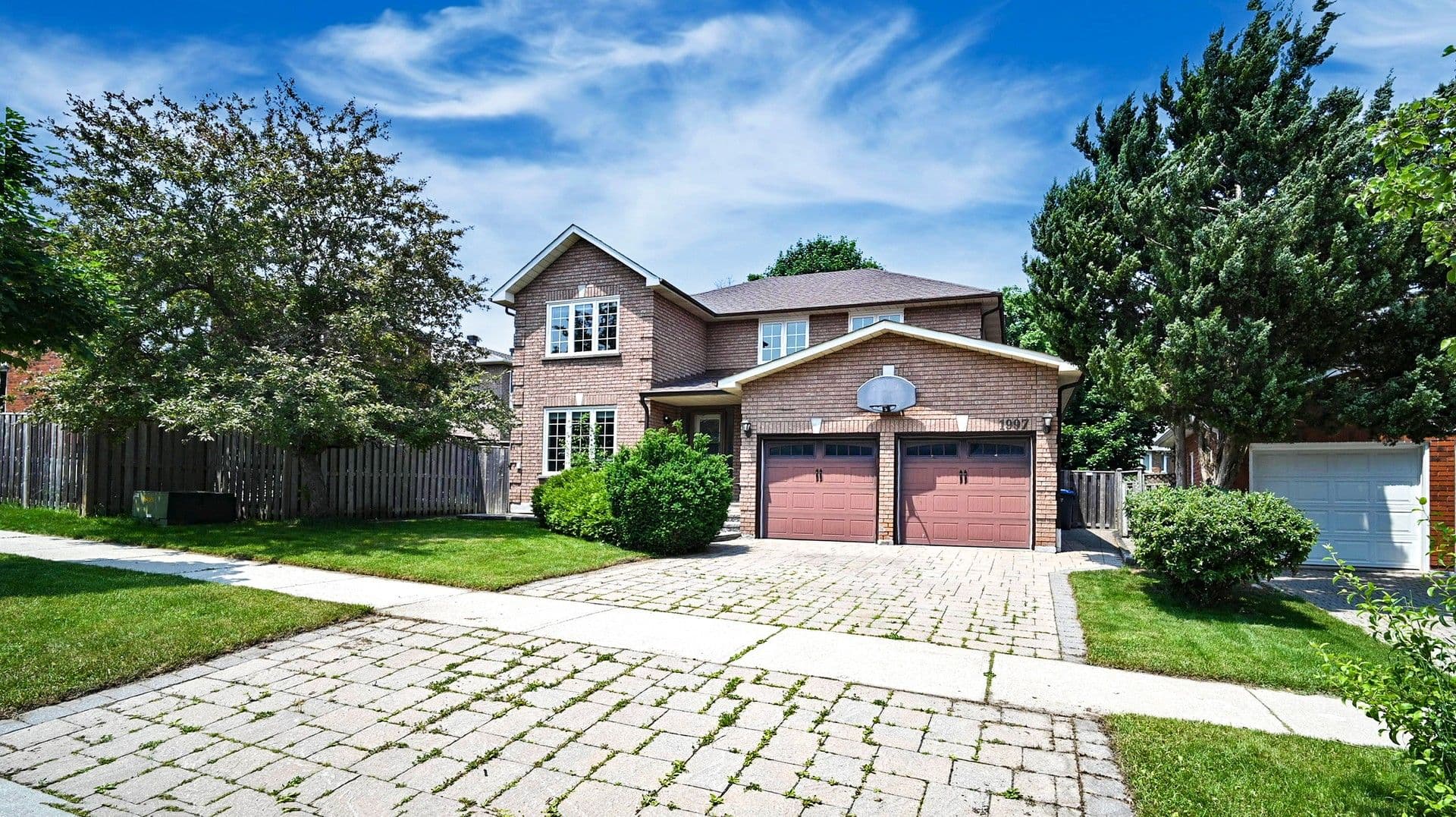 1997 Sandown Road, Mississauga, ON L5M 2Z5