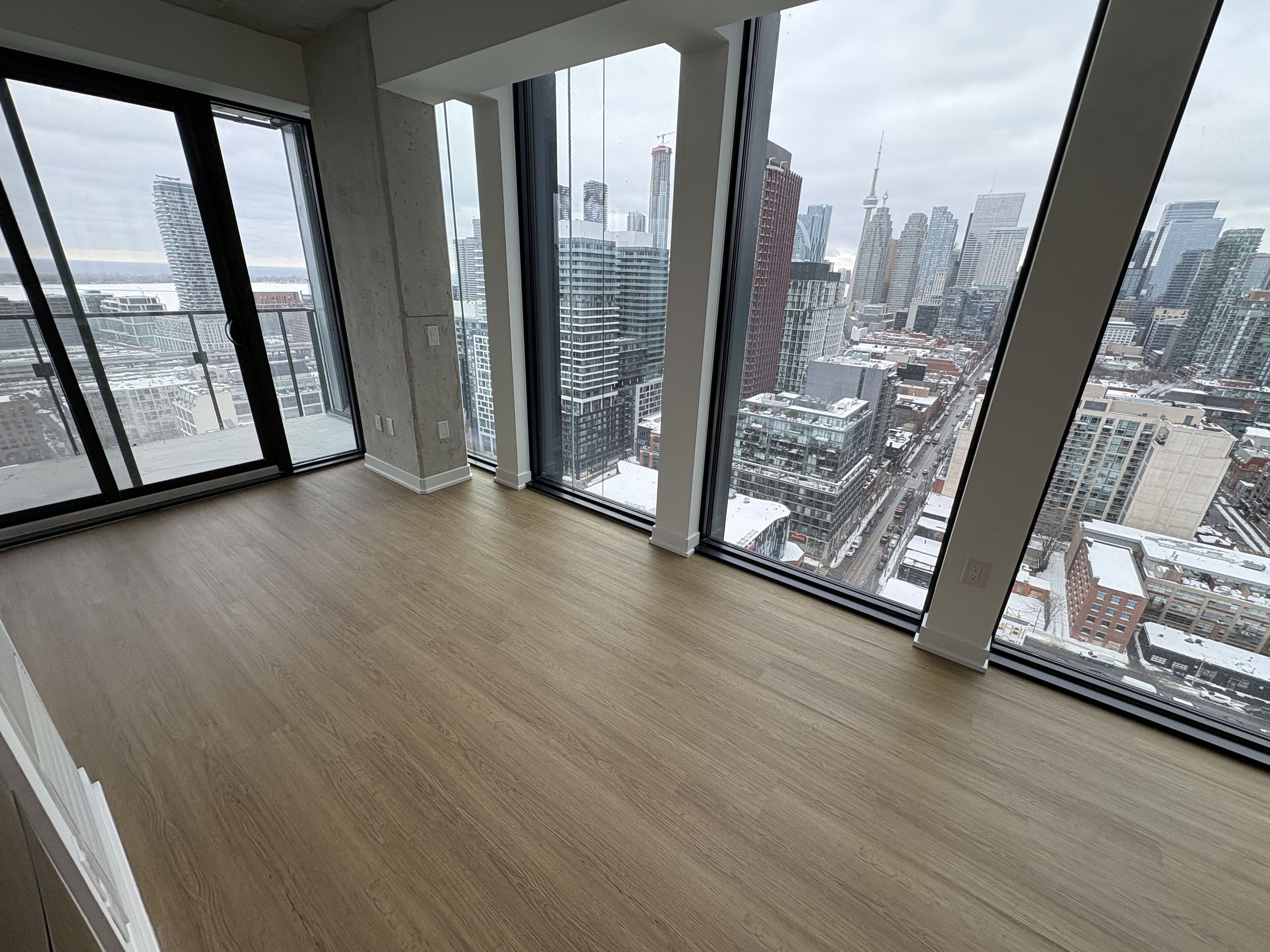 284 King Street 2604, Toronto C08, ON M5A 1K4