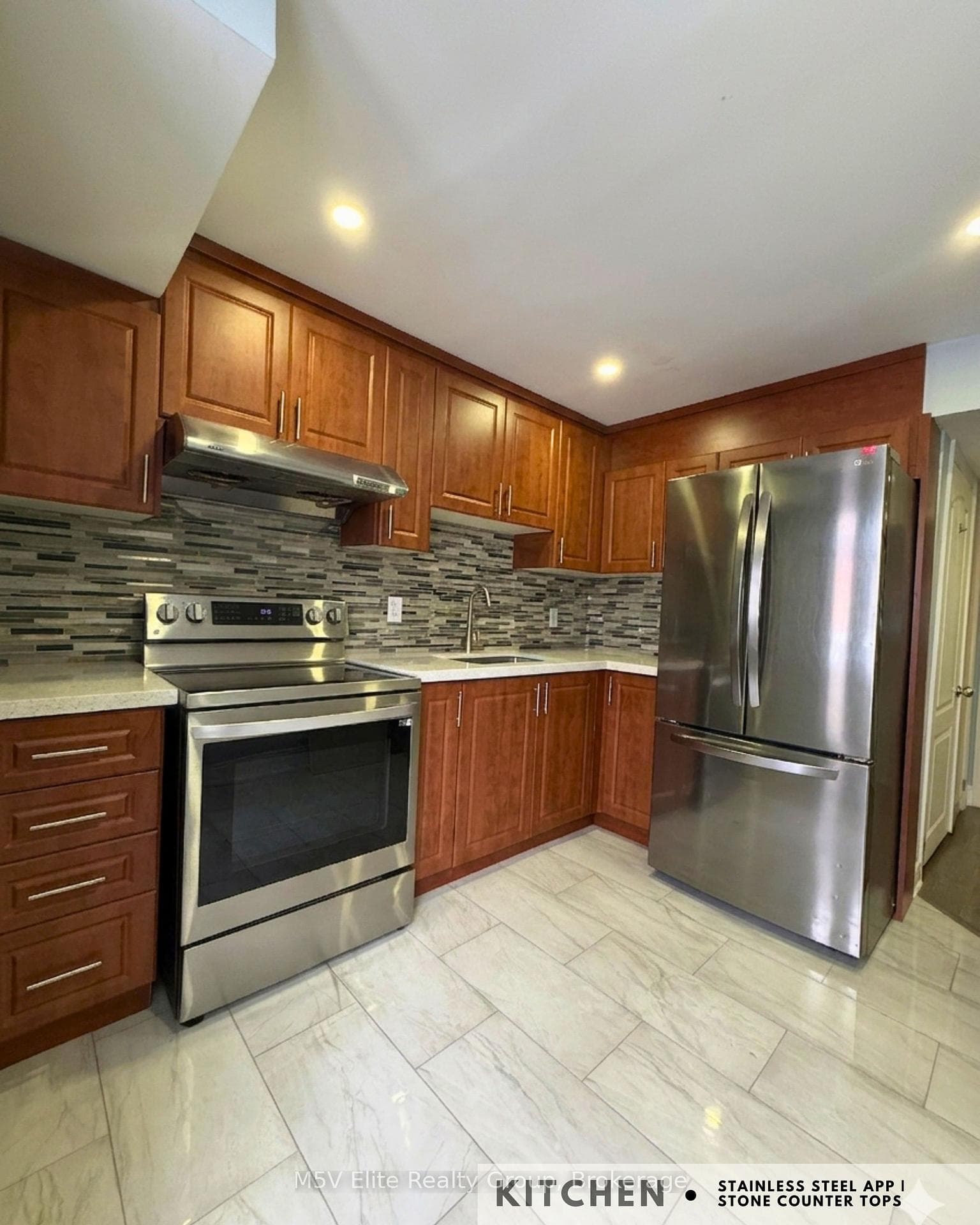 140 Queen Mary Drive, Brampton, ON L7A 2R5