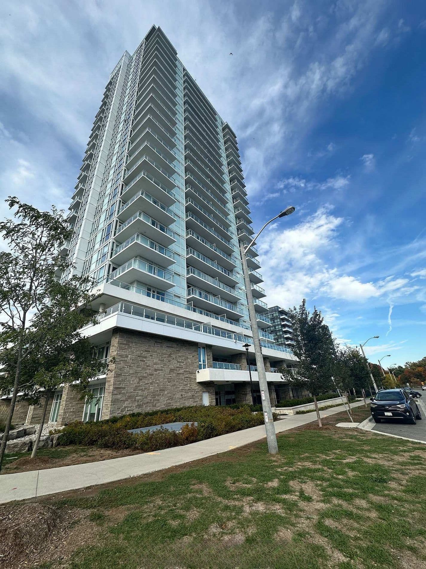 10 Deerlick Court 1004, Toronto C13, ON M3A 0A7