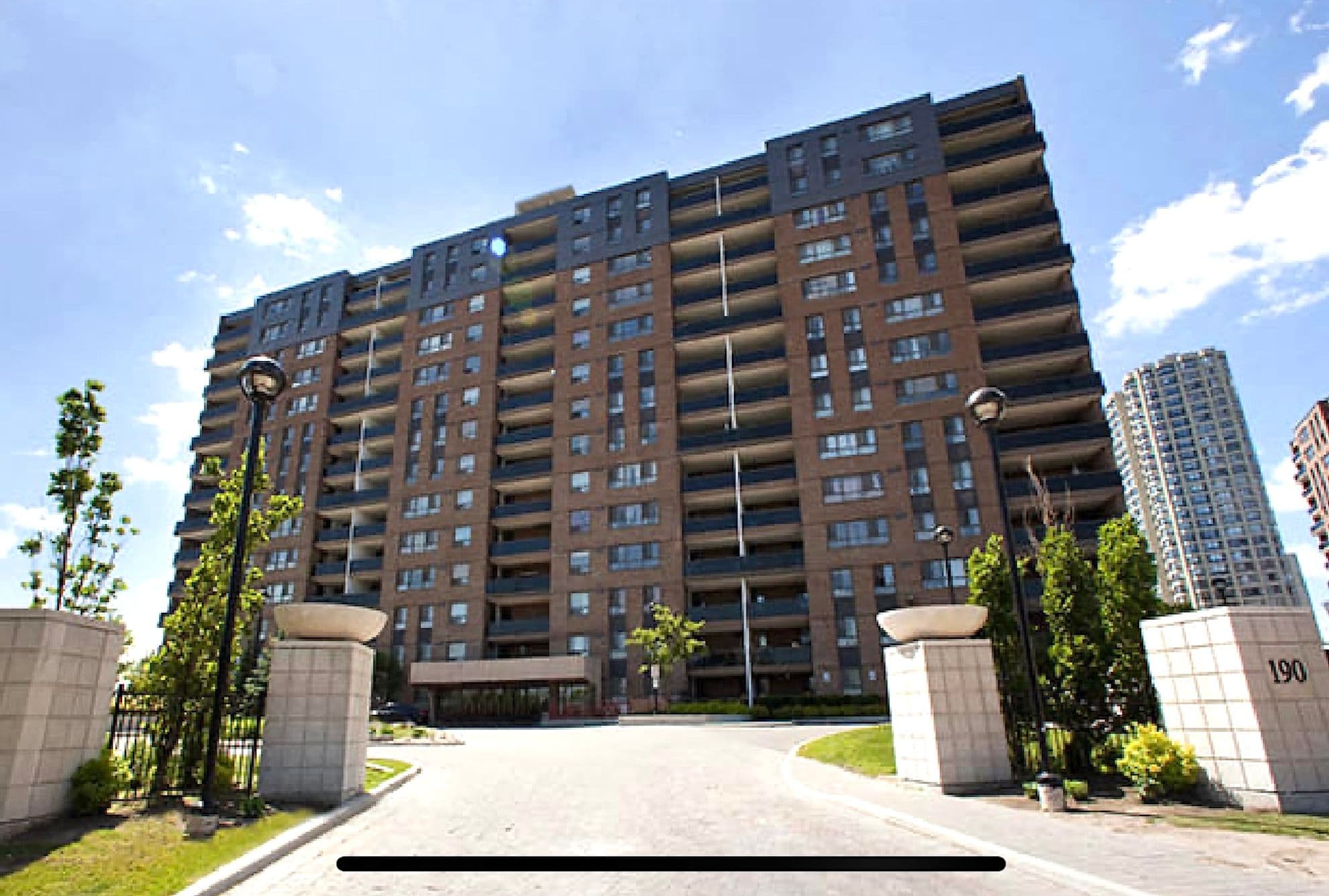 190 Clark Boulevard 1206, Brampton, ON L6T 4A8