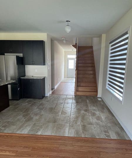 24 Hylton Drive Bsmt, Barrie, ON L9J 0W5