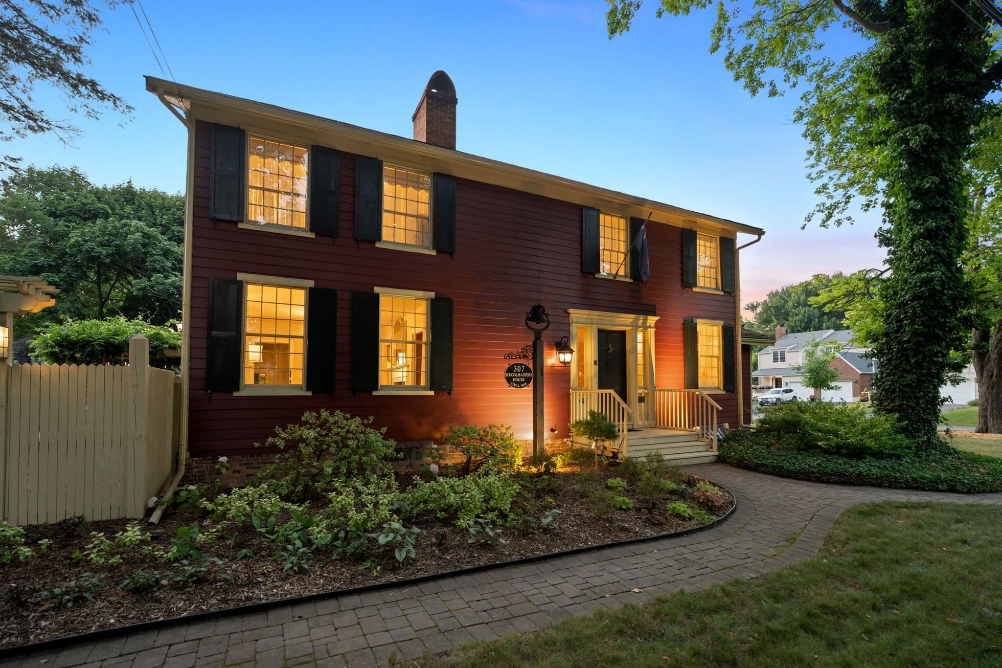 307 Mississagua Street, Niagara-on-the-Lake, ON L0S 1J0