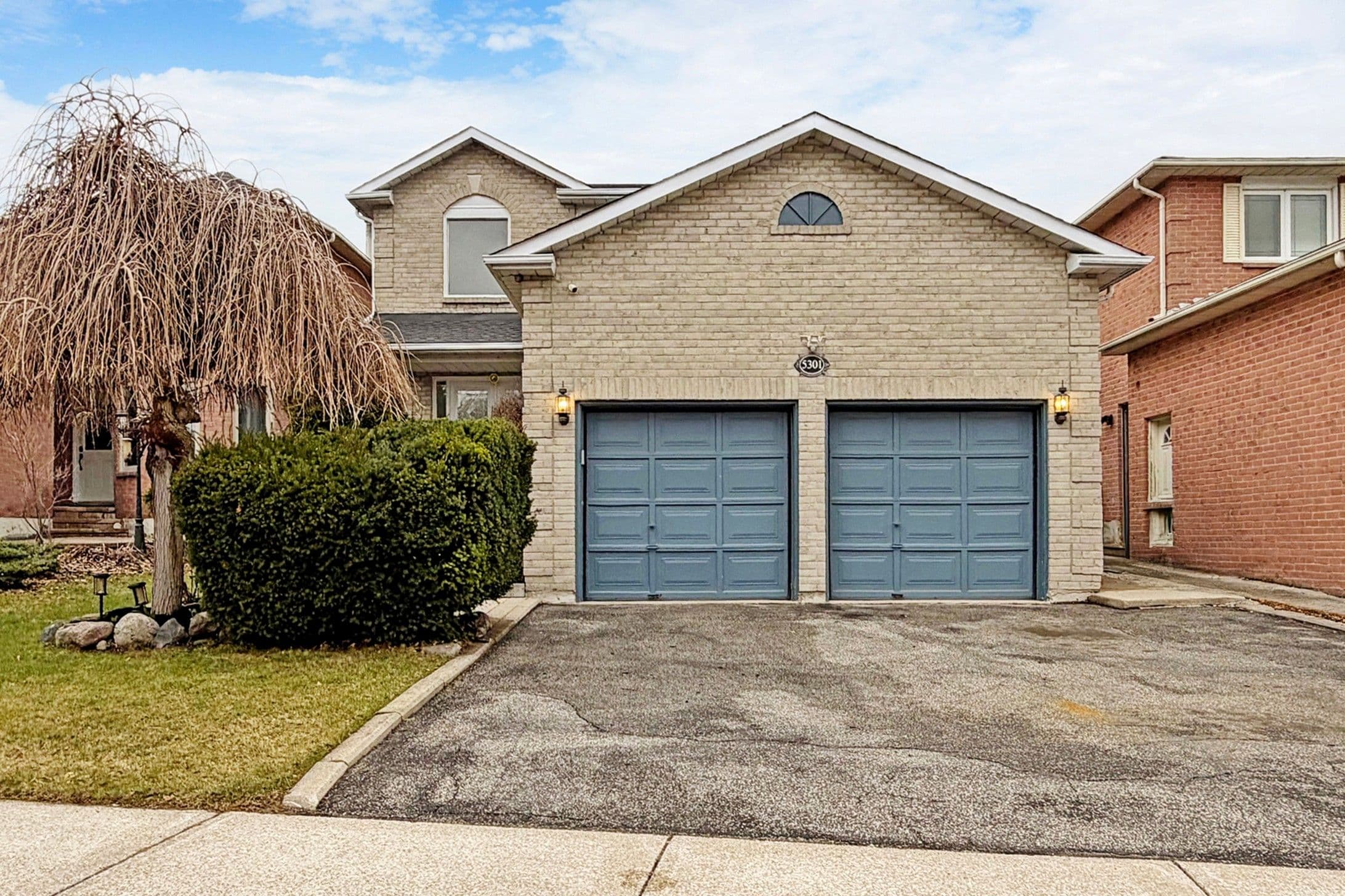 5301 Heritage Hills Boulevard, Mississauga, ON L5R 2J8
