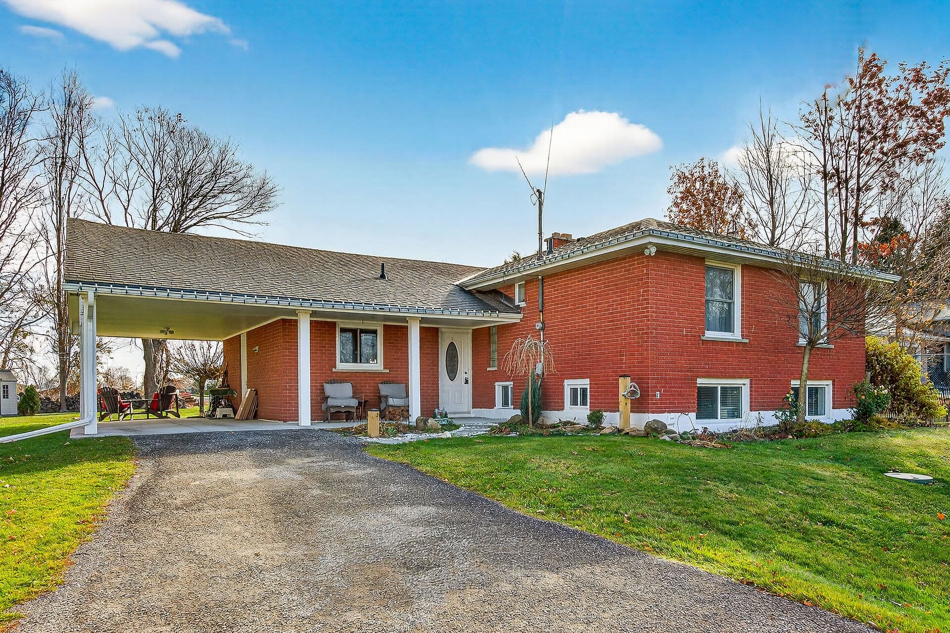1597 Trinity Church Road, Hamilton, ON L0R 1P0