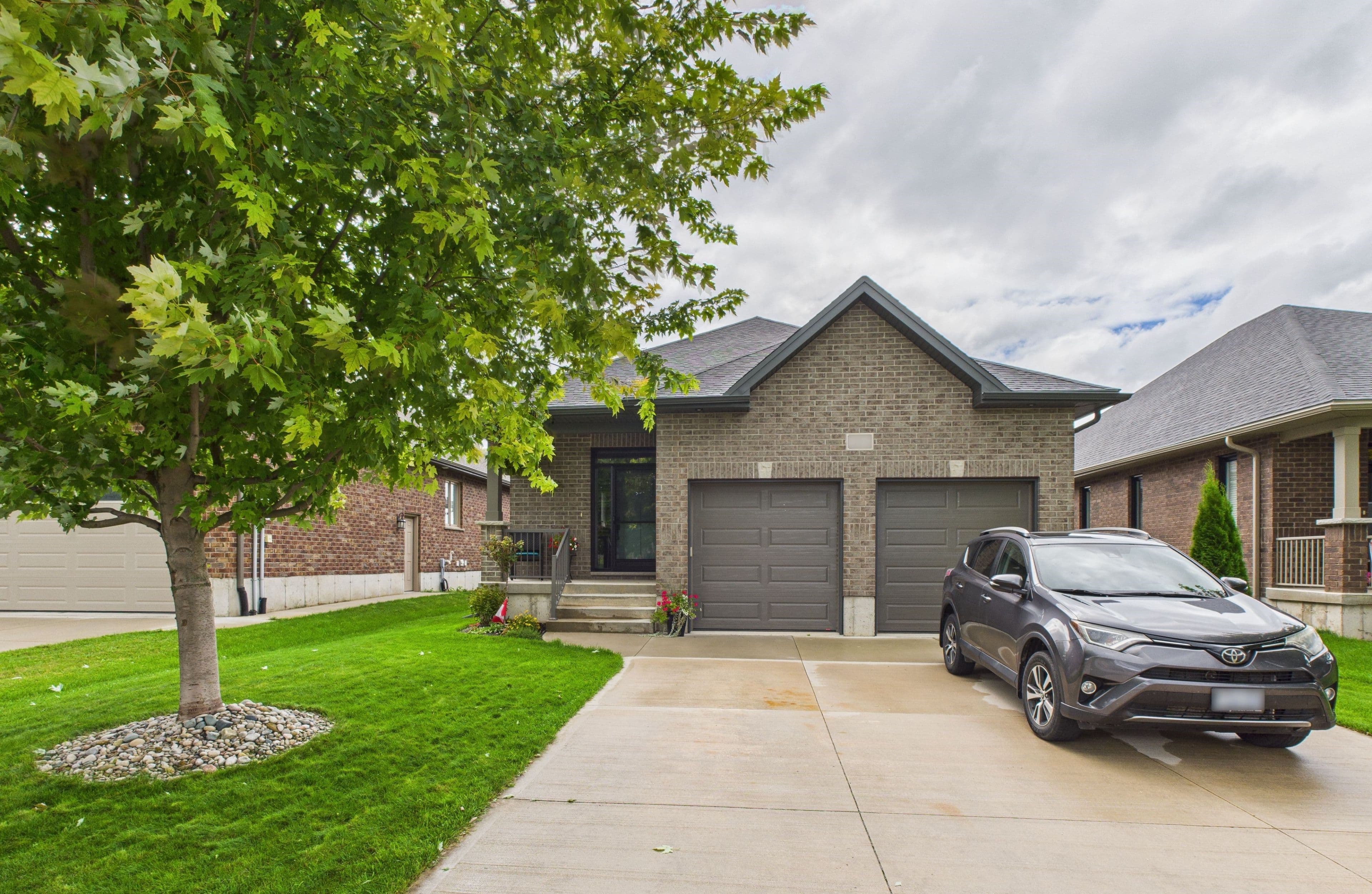 404 Devonshire Road, Saugeen Shores, ON N0H 2C3