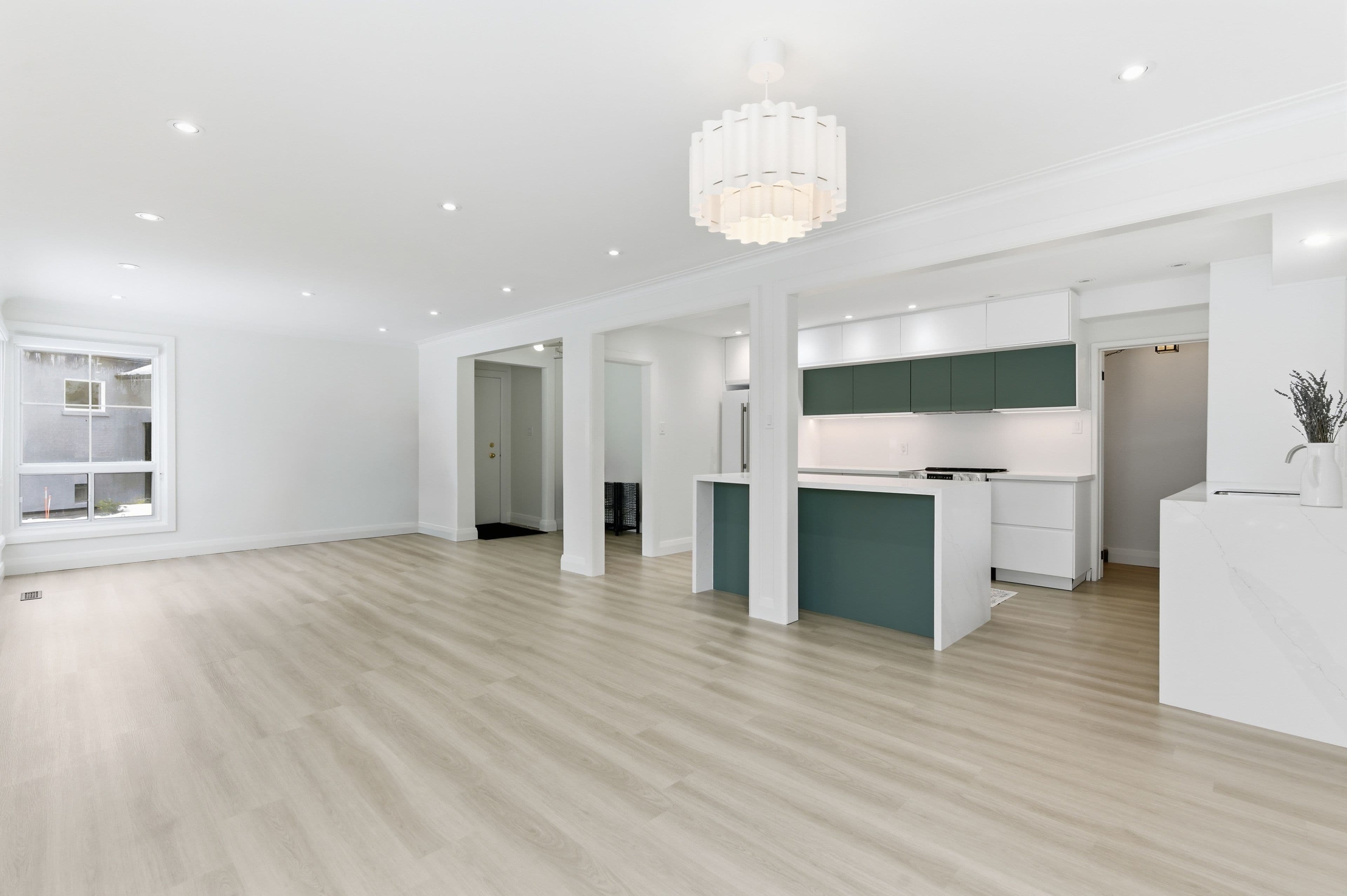 70 Beaverbrook Avenue APT. A (upper), Toronto W08, ON M9B 2N6