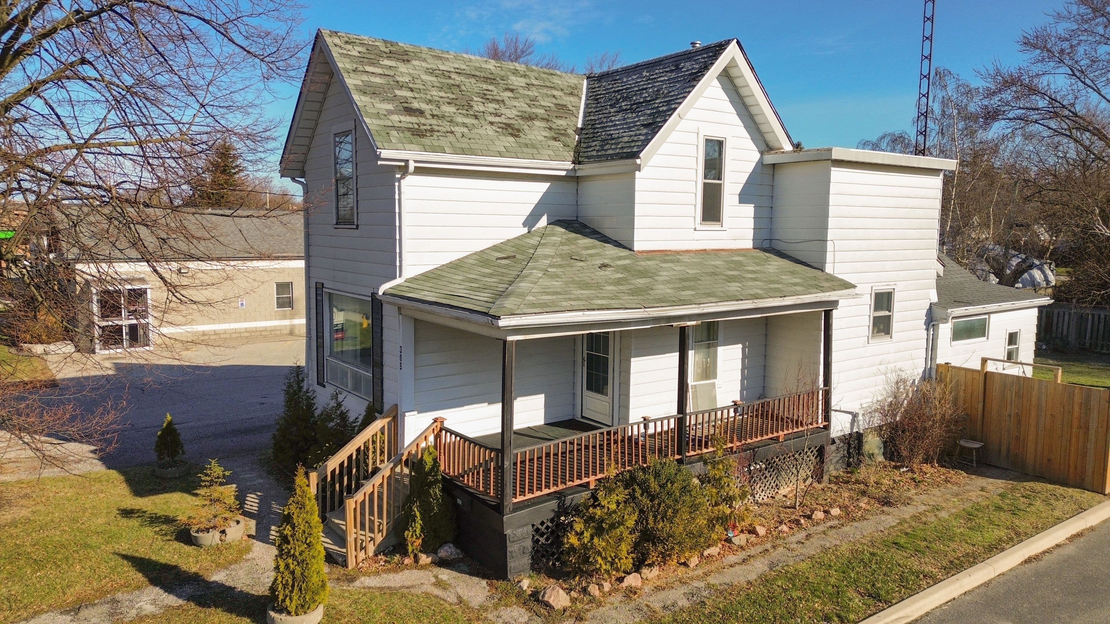 305 St Clair Street, Chatham-Kent, ON N7L 3J8