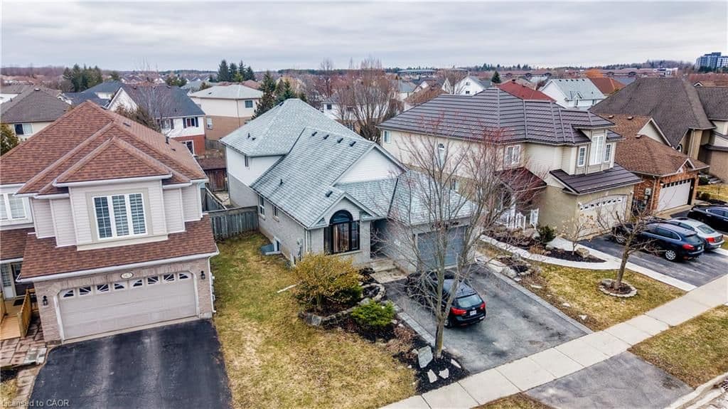 161 FARLEY Drive, Guelph, ON N1L 1L7