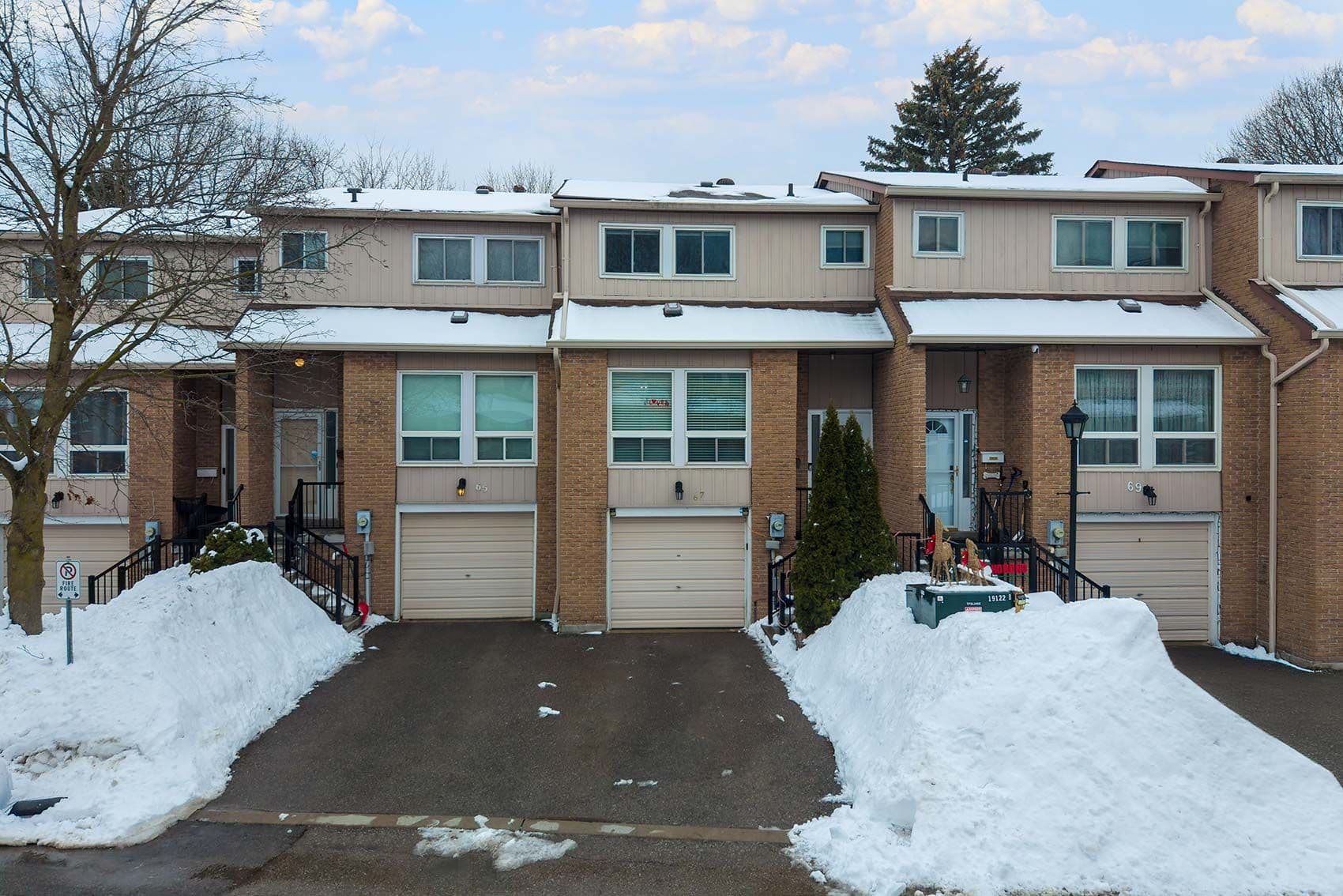 67 Willows Lane, Ajax, ON L1S 6E7